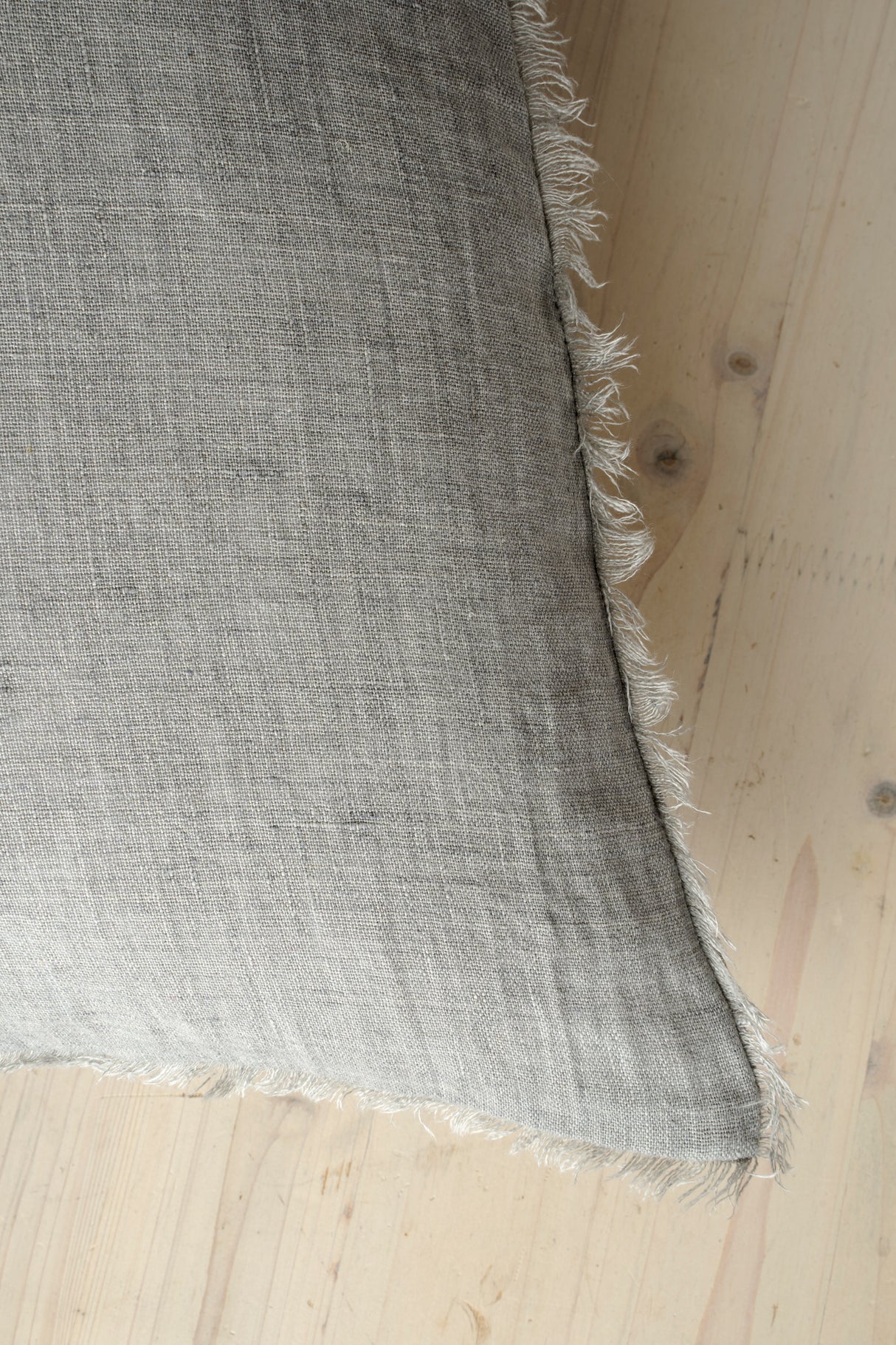 24x24 Lina Linen Pillow Grey Cover, Set of 2 from Mercana - Luna Furniture