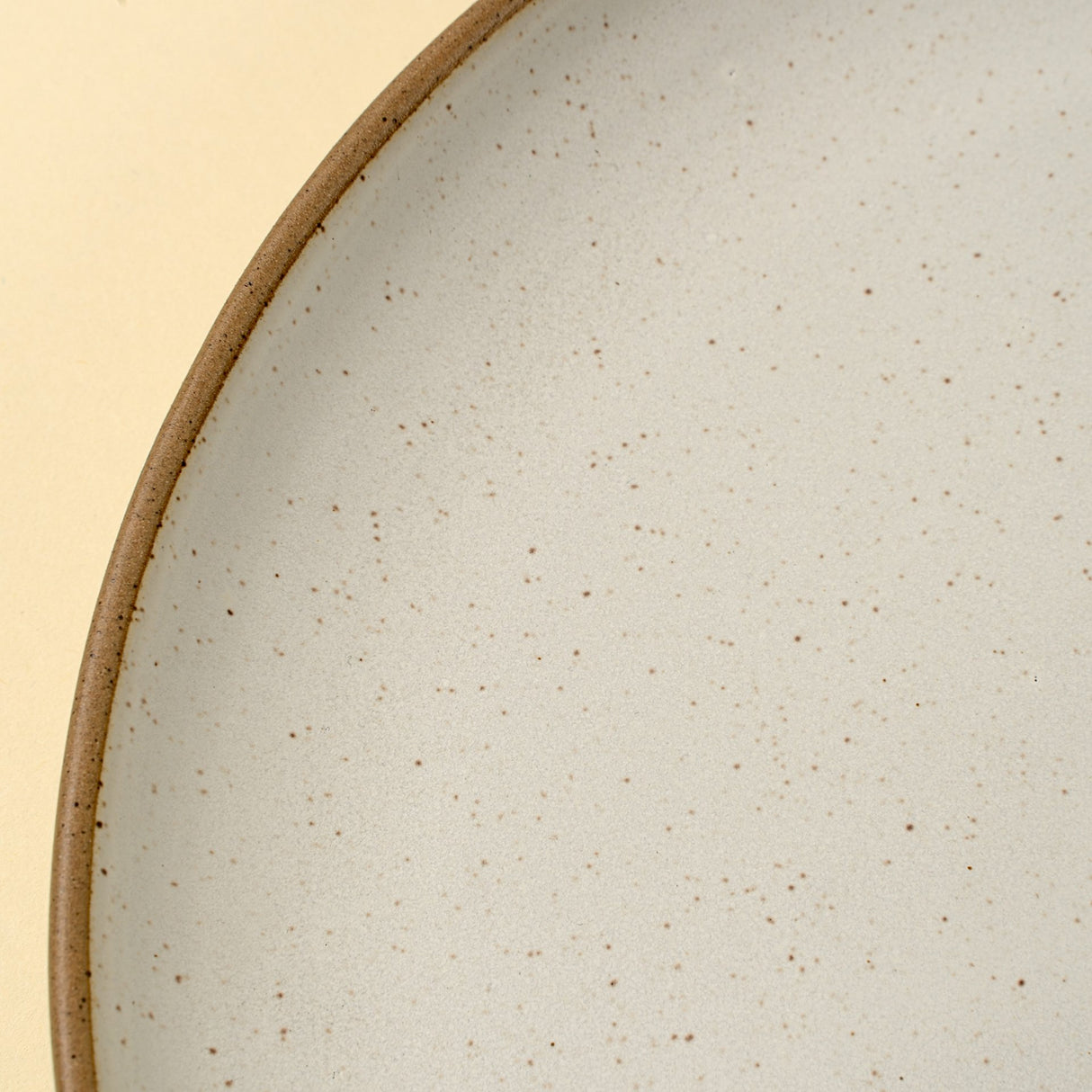 Rowe Dinner Plate, Ivory, Set of 4 from Mercana - Luna Furniture
