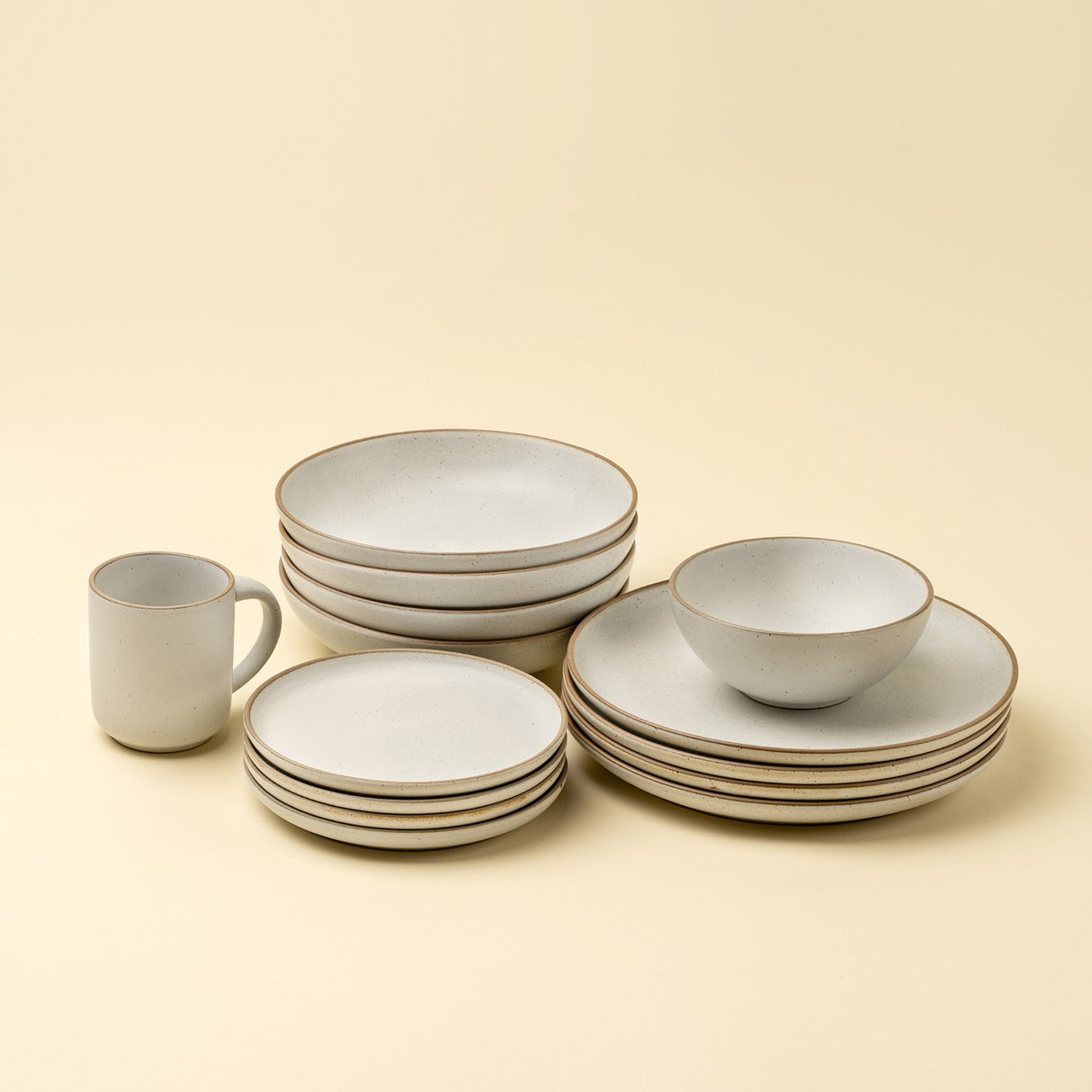 Rowe Small Plate, Ivory, Set of 4 from Mercana - Luna Furniture