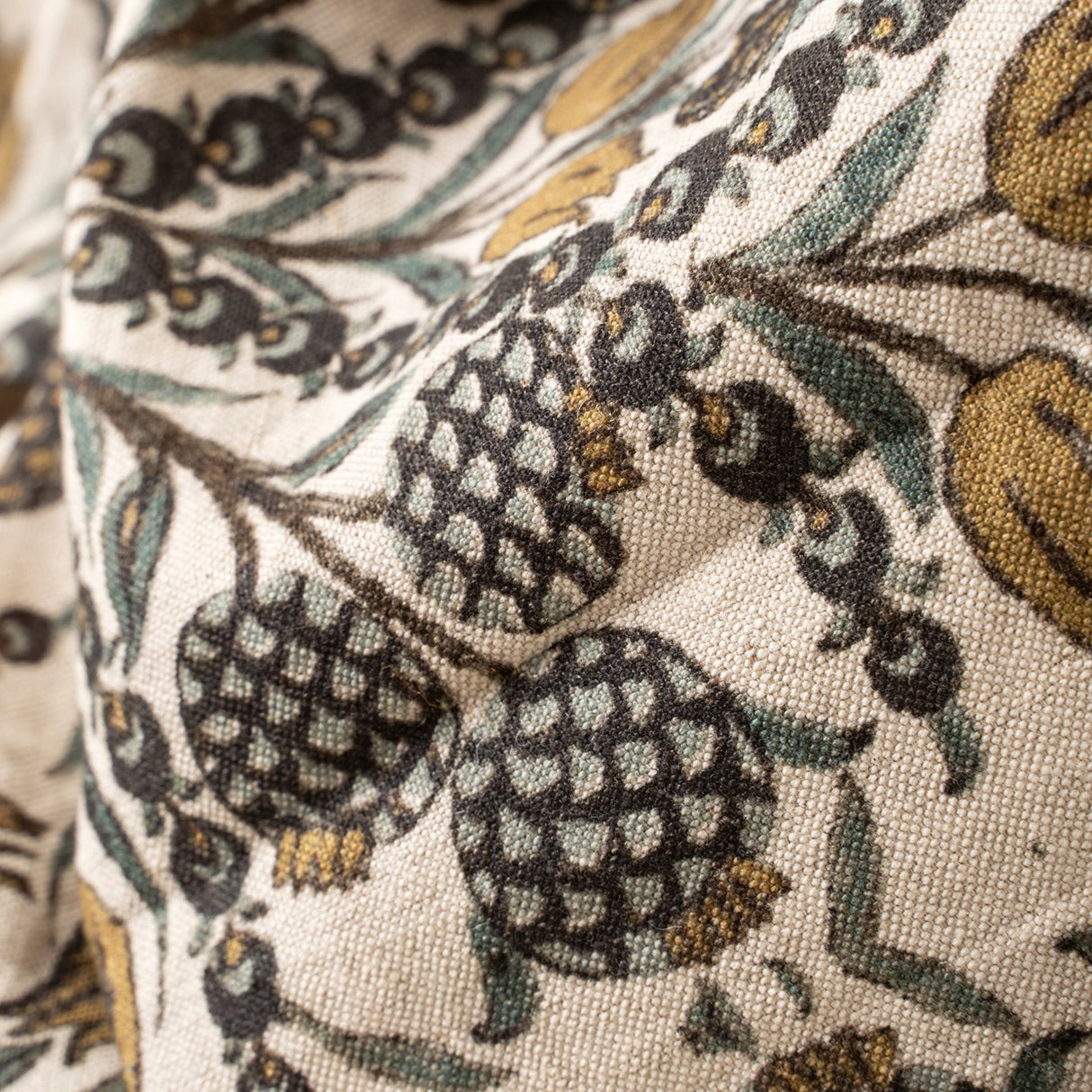 Tropicana Tablecloth, Set of 2 from Mercana - Luna Furniture