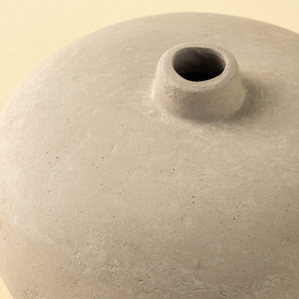 Rotunda Paper Mache Vase, Set of 2 from Mercana - Luna Furniture