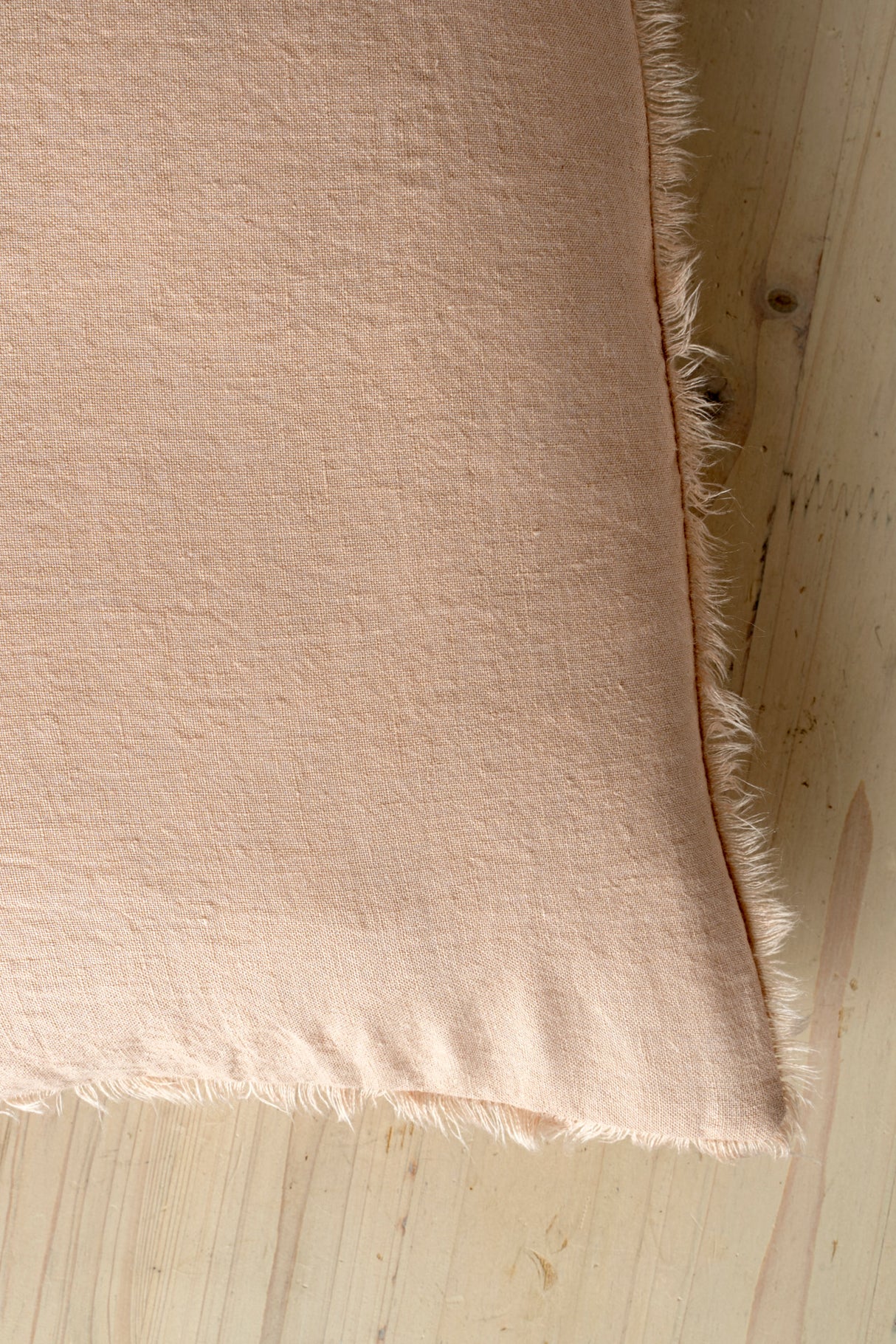 Lina 14x31 Linen Peony Pillow Cover w/Filler, Set of 2 from Mercana - Luna Furniture