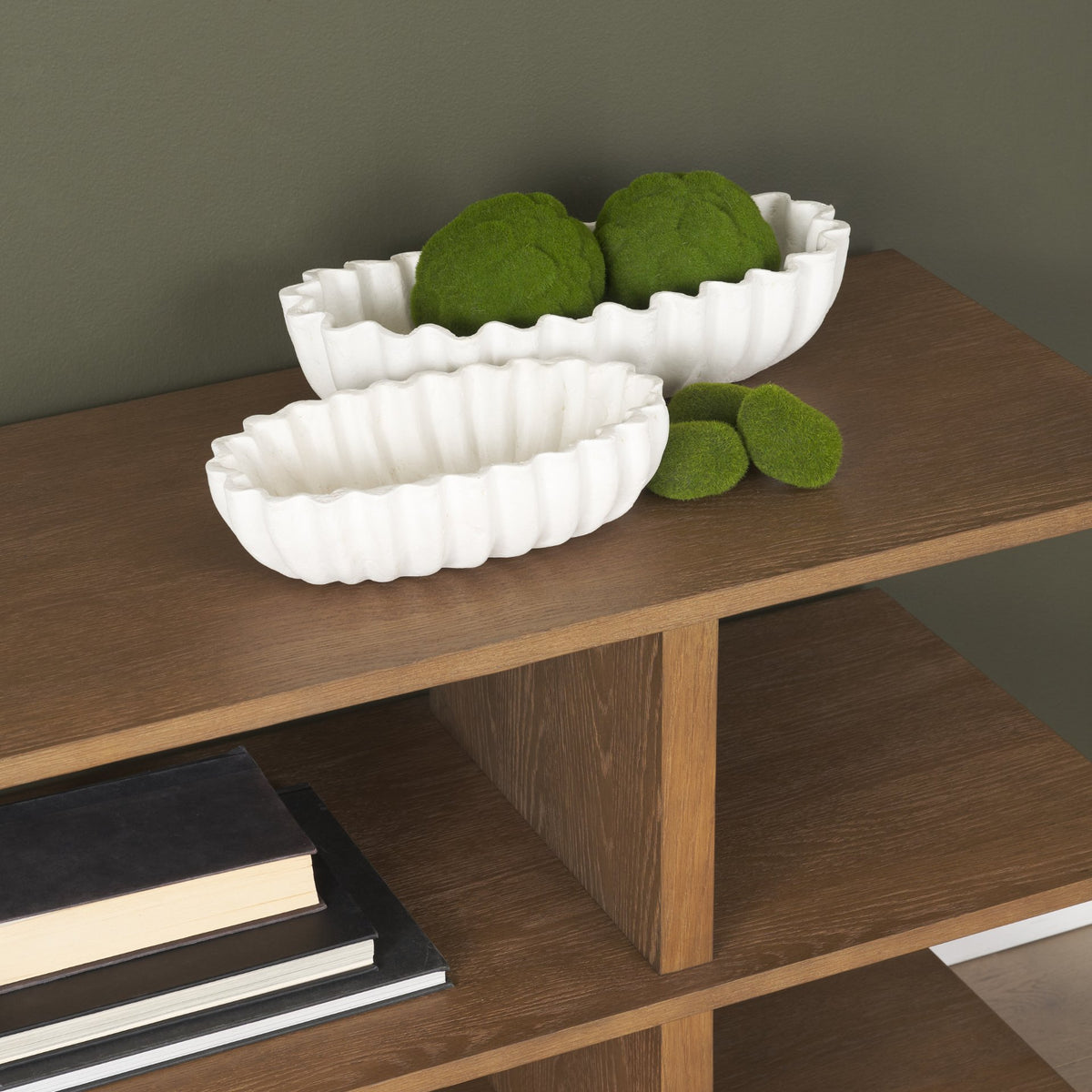 Camelia Large Fluted White Paper Mache Round Centerpiece Bowl from Mercana - Luna Furniture