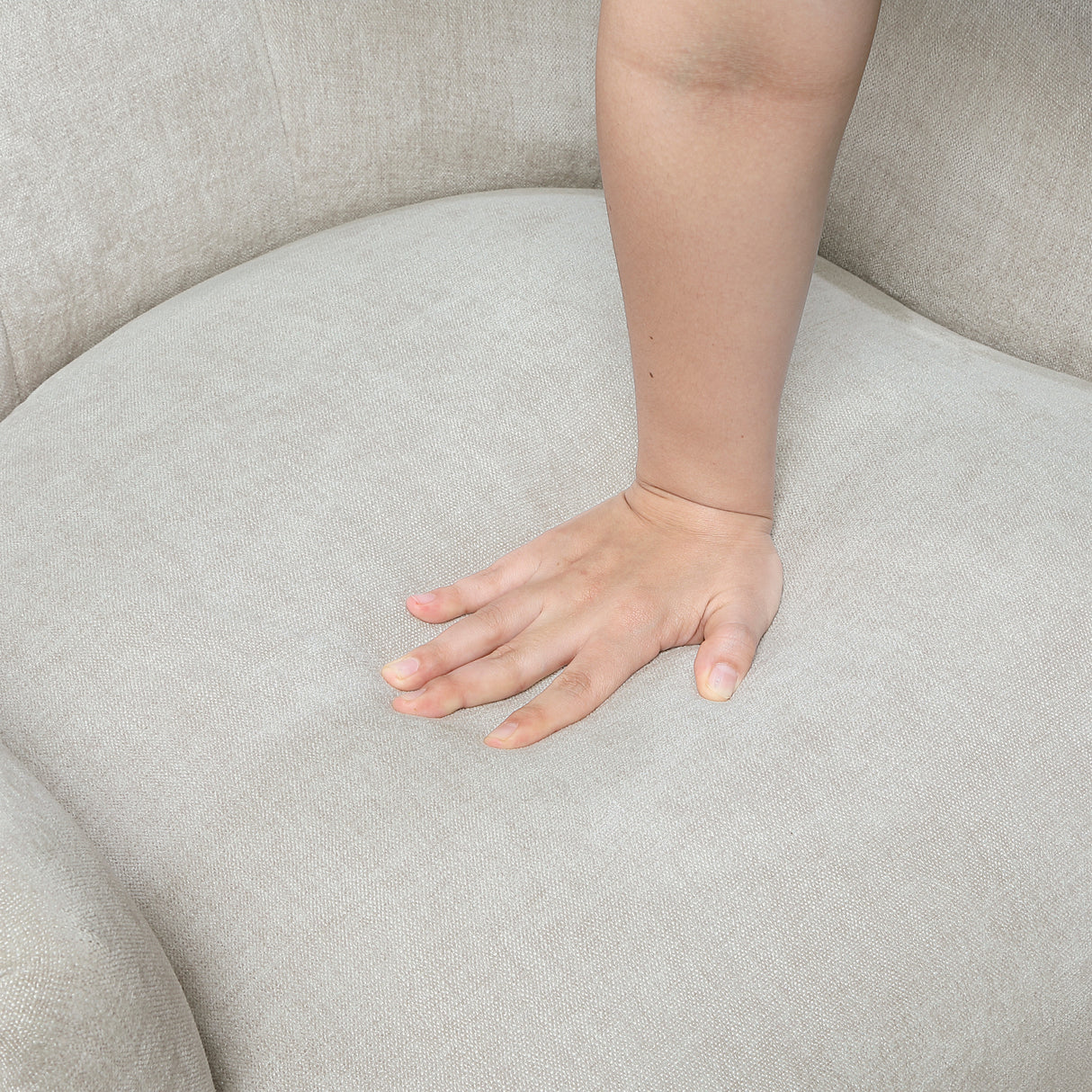 Rebecca Oyster Accent Chair from Homelegance - Luna Furniture