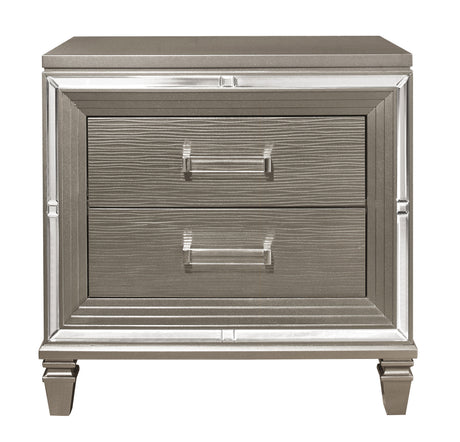 Tamsin Silver/Gray Metallic Dresser from Homelegance - Luna Furniture