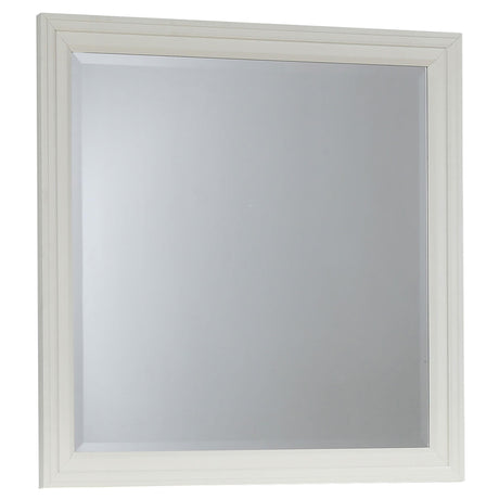 Sandy Beach White 4-Piece Eastern King Storage Bedroom Set with Sleigh Headboard from Coaster - Luna Furniture