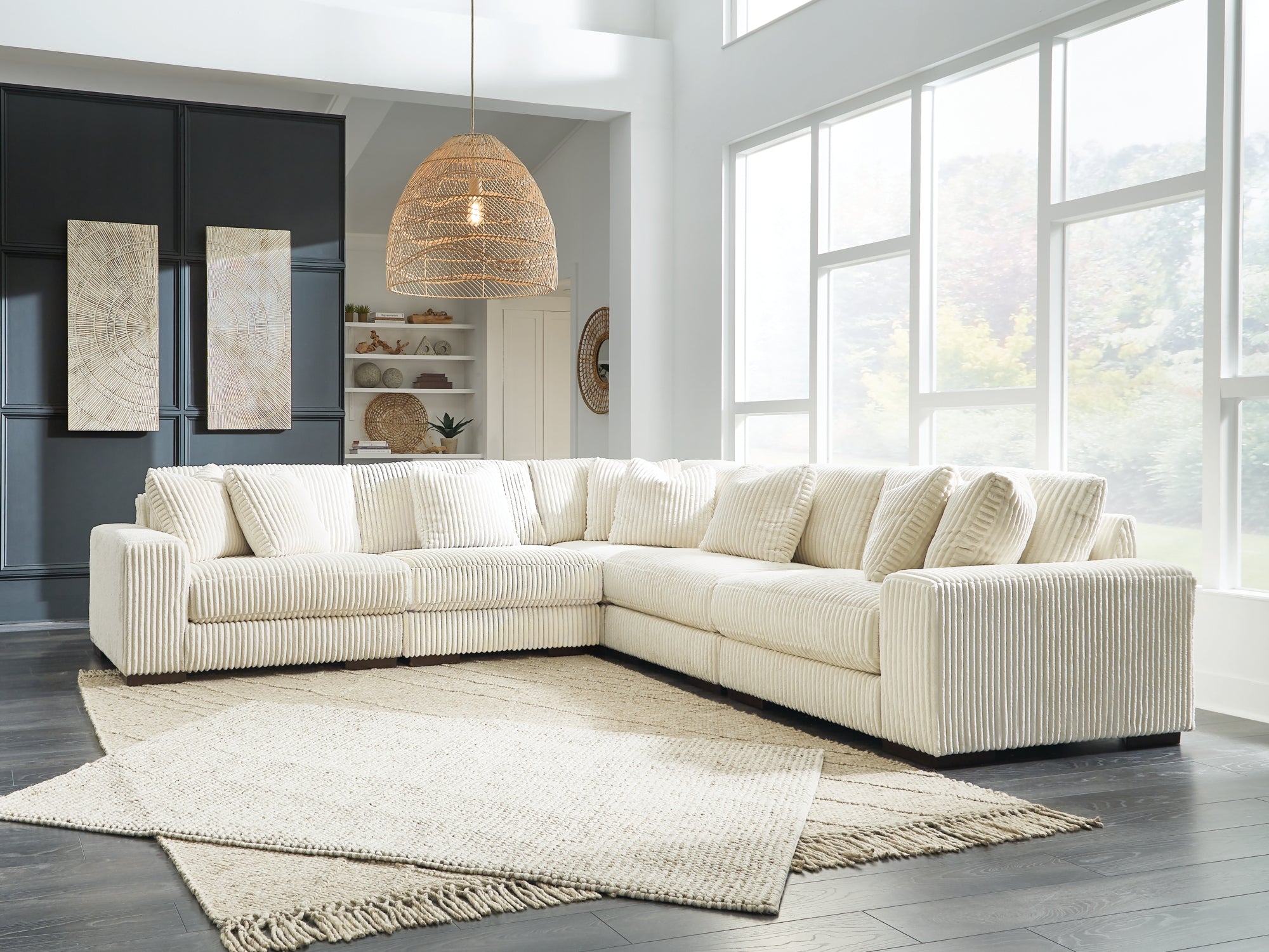 Lindyn Ivory 5-Piece Sectional – Luna Furniture