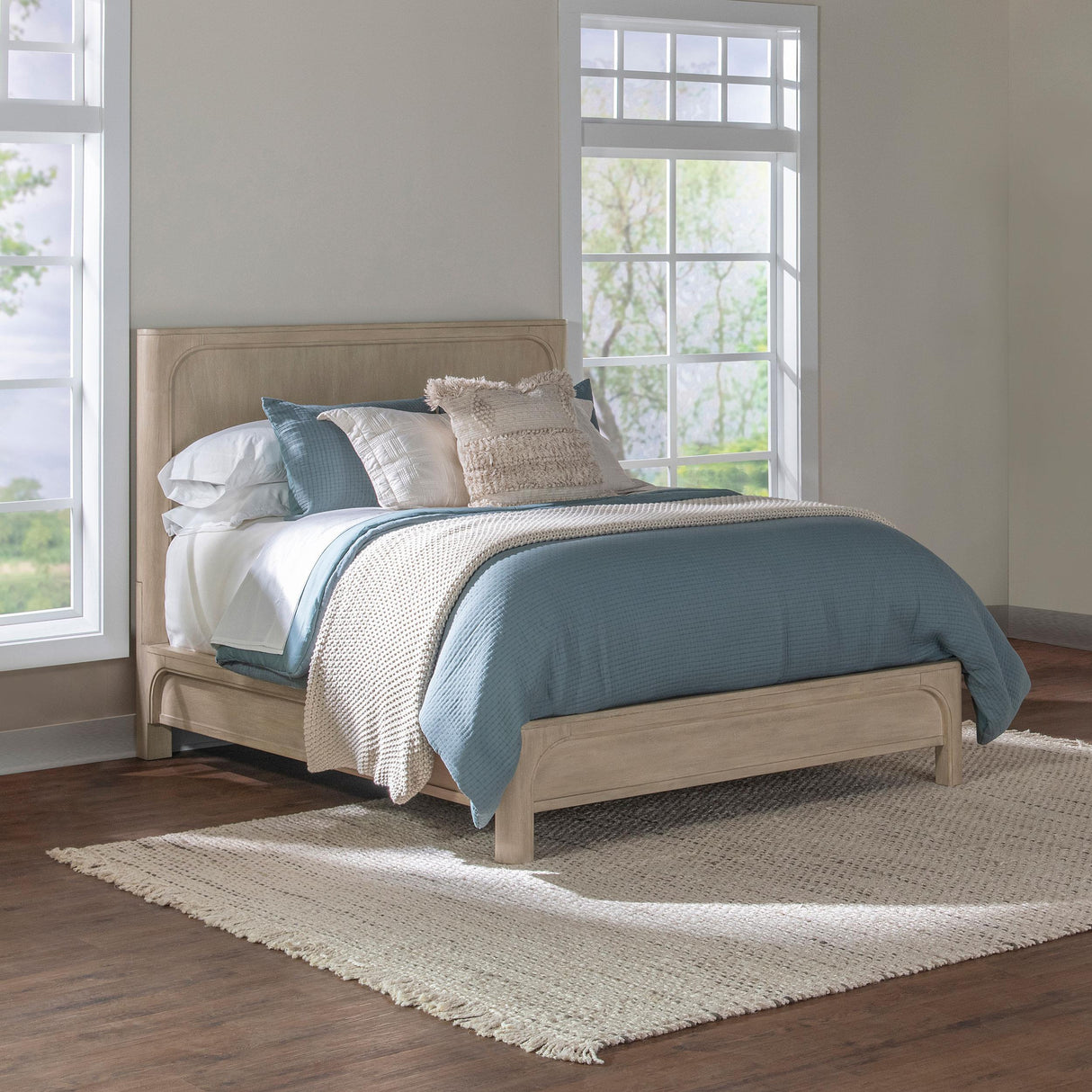 Solano Weathered Mango 55-inch Queen Panel Bed from Coaster - Luna Furniture