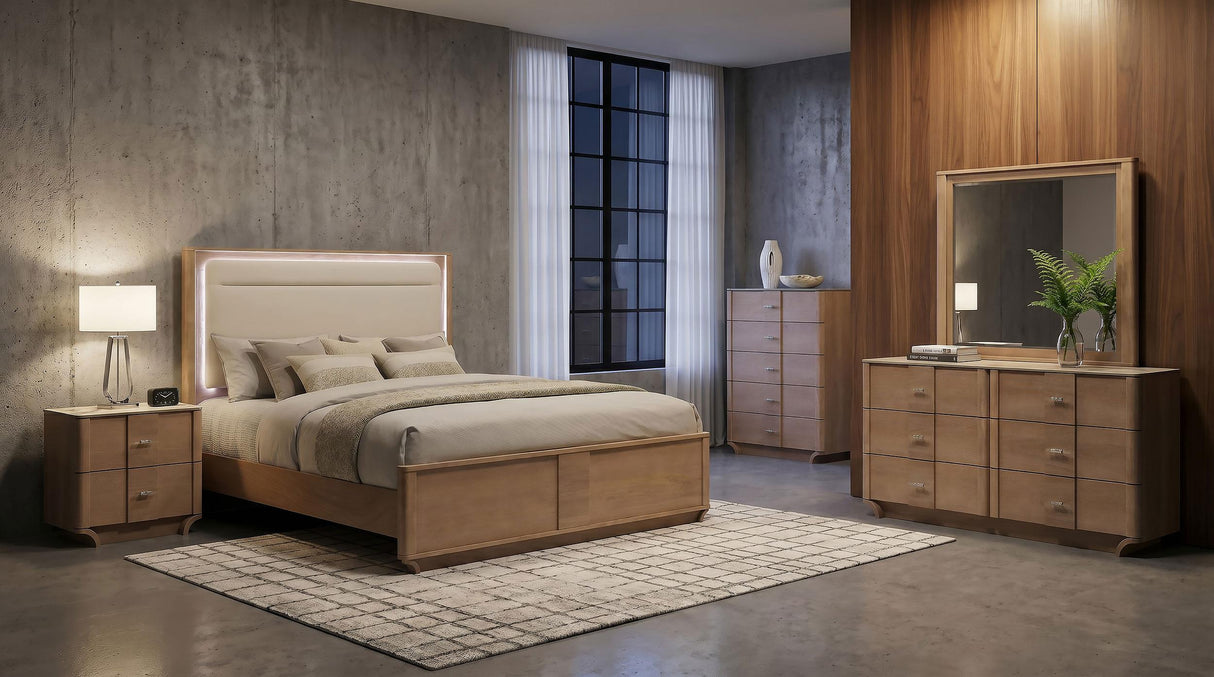 Leanne Light Oak 5-piece Eastern King Bedroom Set from Coaster - Luna Furniture