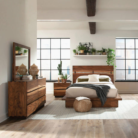 Gunnison Silver Metallic 4-Piece Eastern King Bedroom Set with LED Lighting from Coaster - Luna Furniture