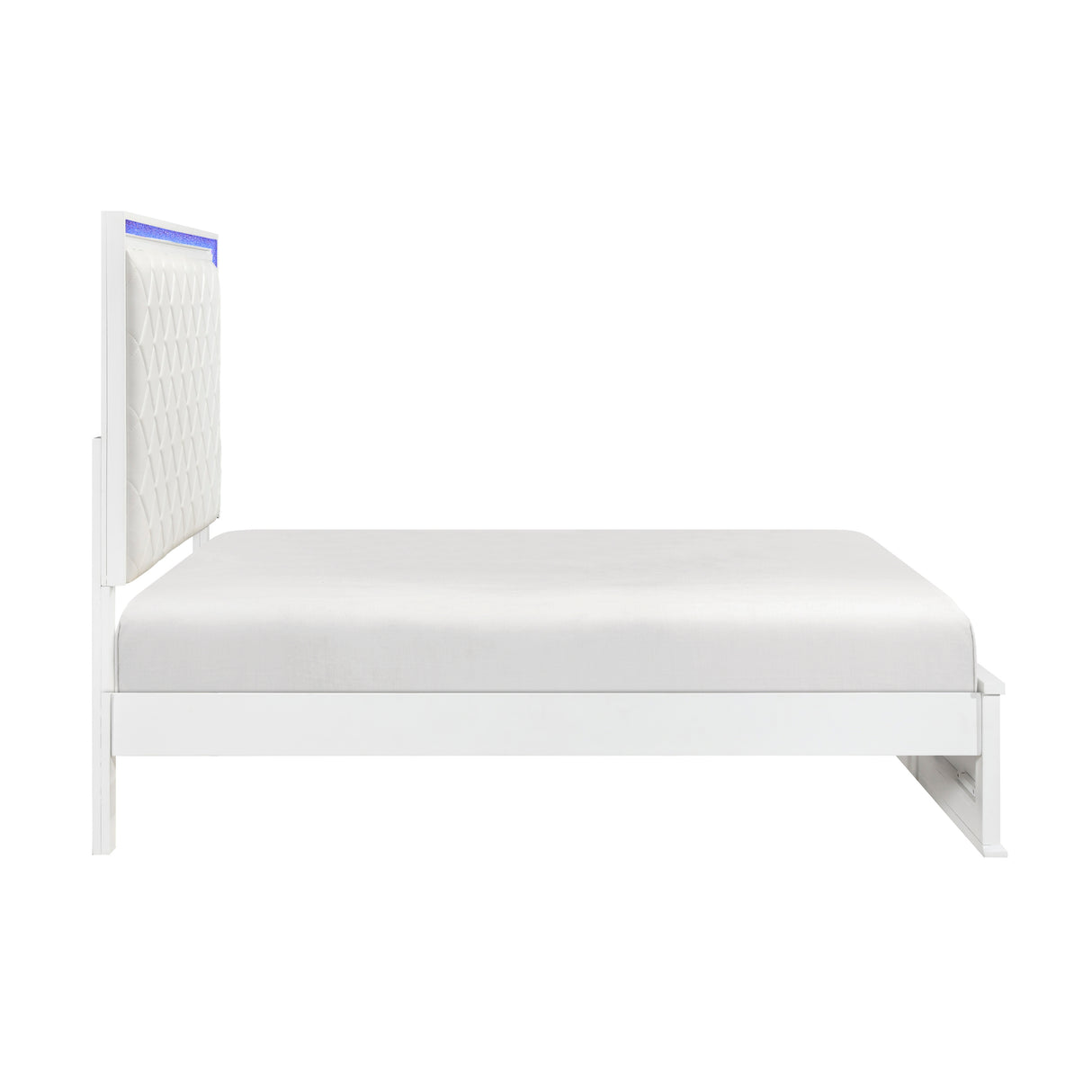 Lumin Pearl White Chest from Homelegance - Luna Furniture