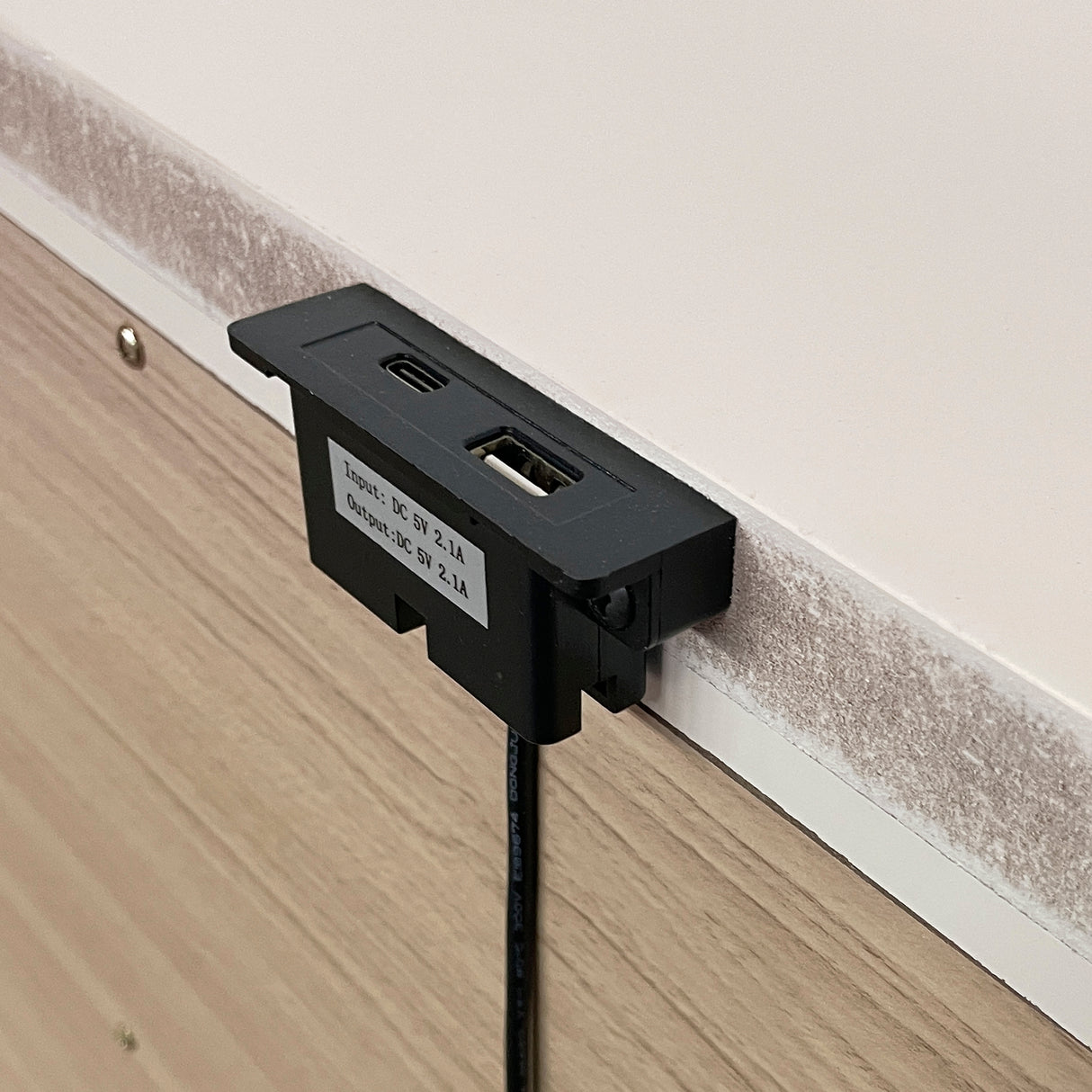 Lunaris Beige Night Stand from Homelegance - Luna Furniture