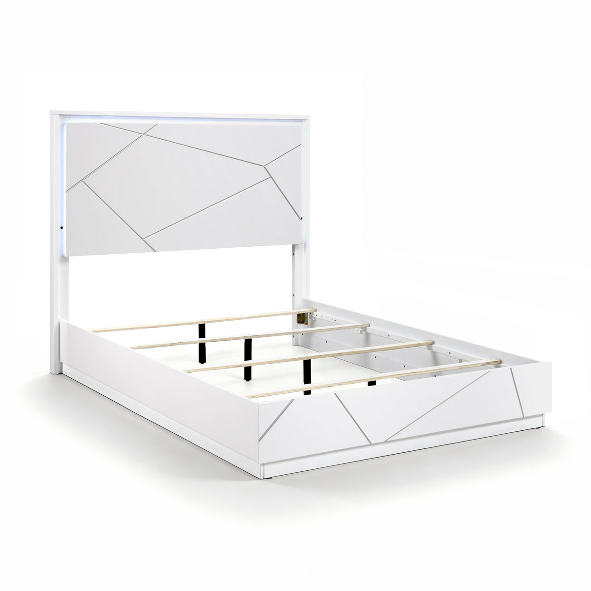 Orlo White 5pc Set (QB+NS+DR+MR+CH) from Homelegance - Luna Furniture