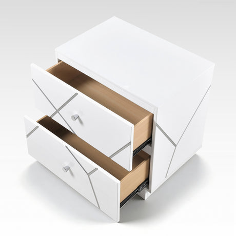 Orlo White 5pc Set (QB+NS+DR+MR+CH) from Homelegance - Luna Furniture