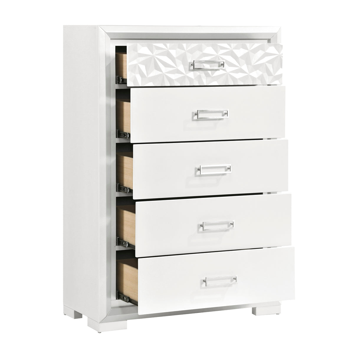 Luna Pearl White Chest
