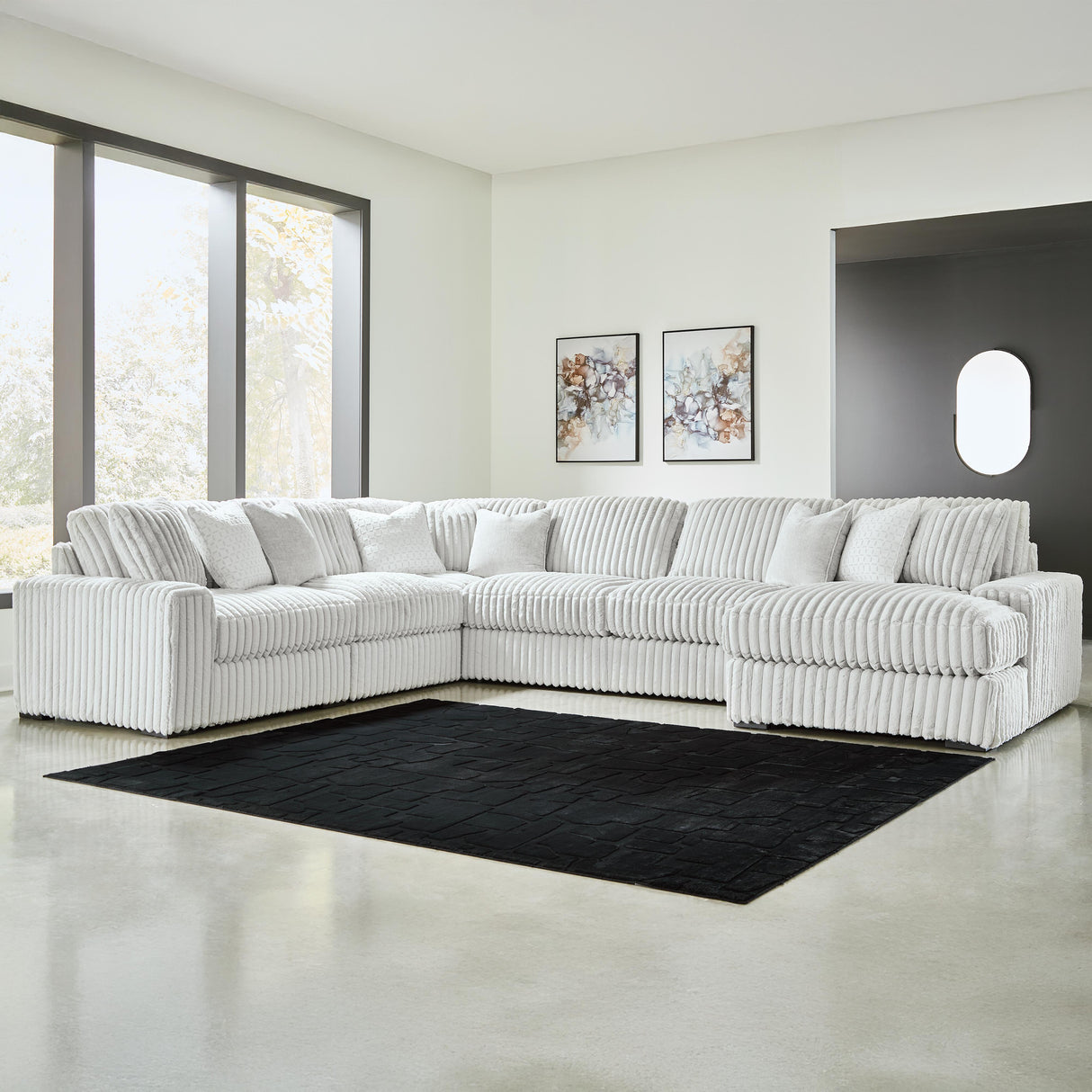 Stupendous 6-Piece Sectional with Chaise