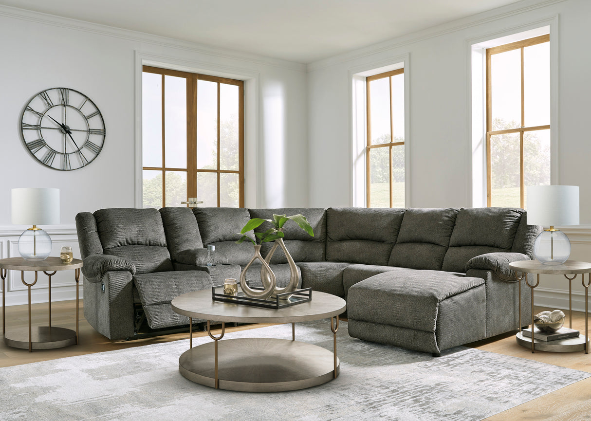 Benlocke Flannel 6-Piece Reclining Sectional with Chaise