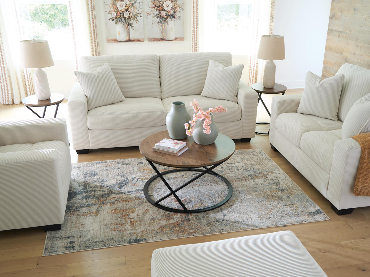 Greenbriar Ivory Loveseat