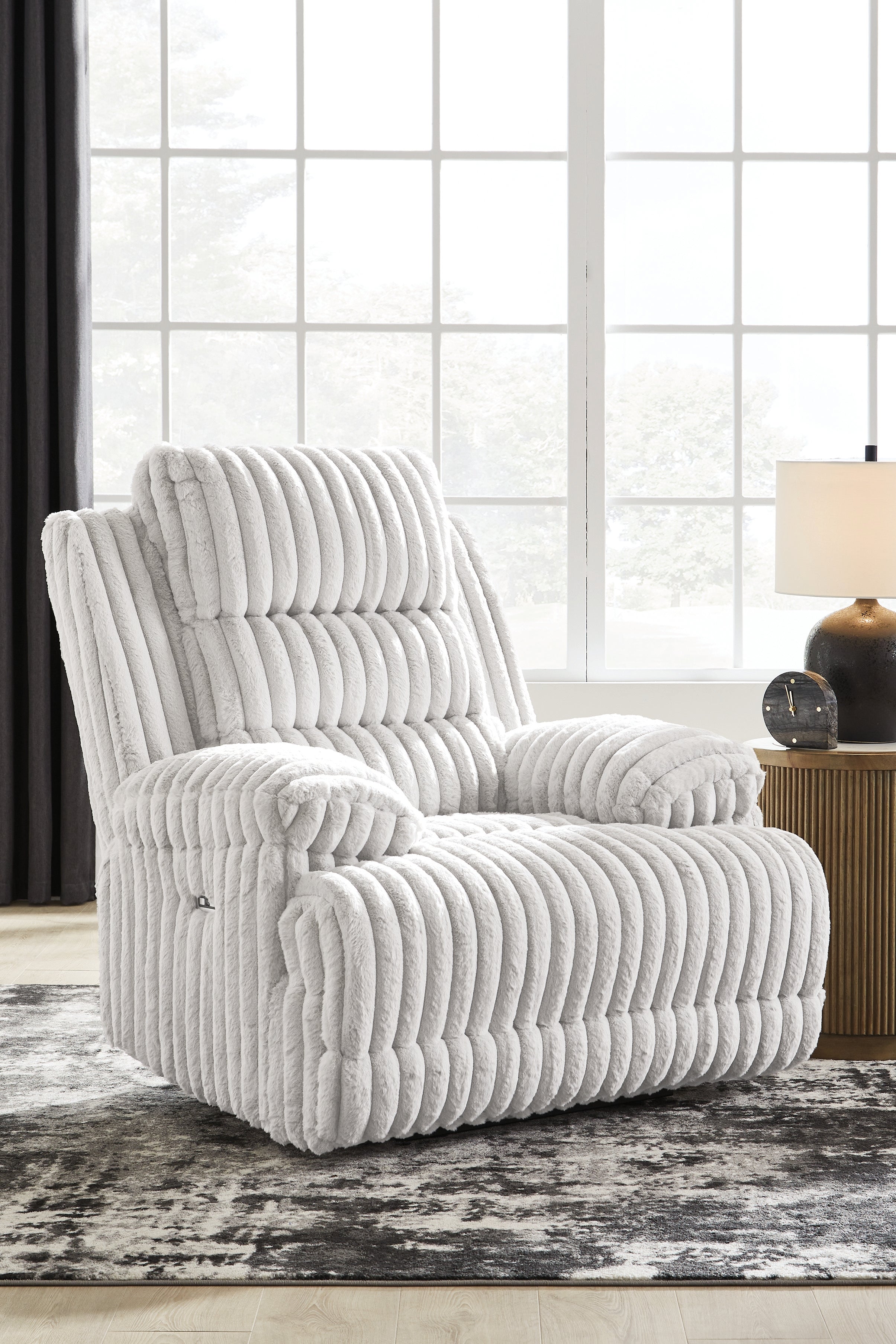 Ashley Rhines Falls Alloy Power Recliner – Luna Furniture