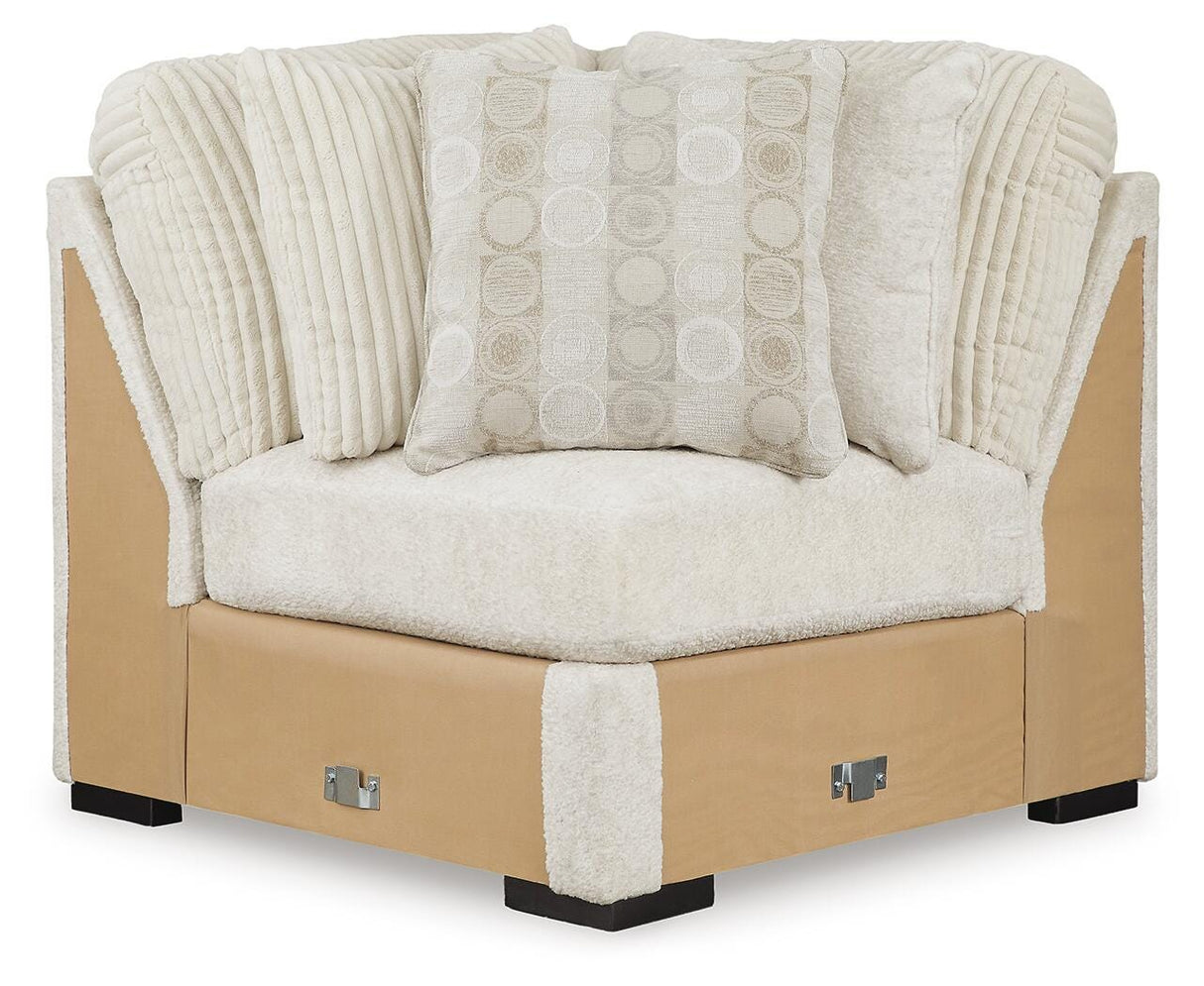 Chessington 3-Piece Sectional and Ottoman from Ashley Furniture - Luna Furniture