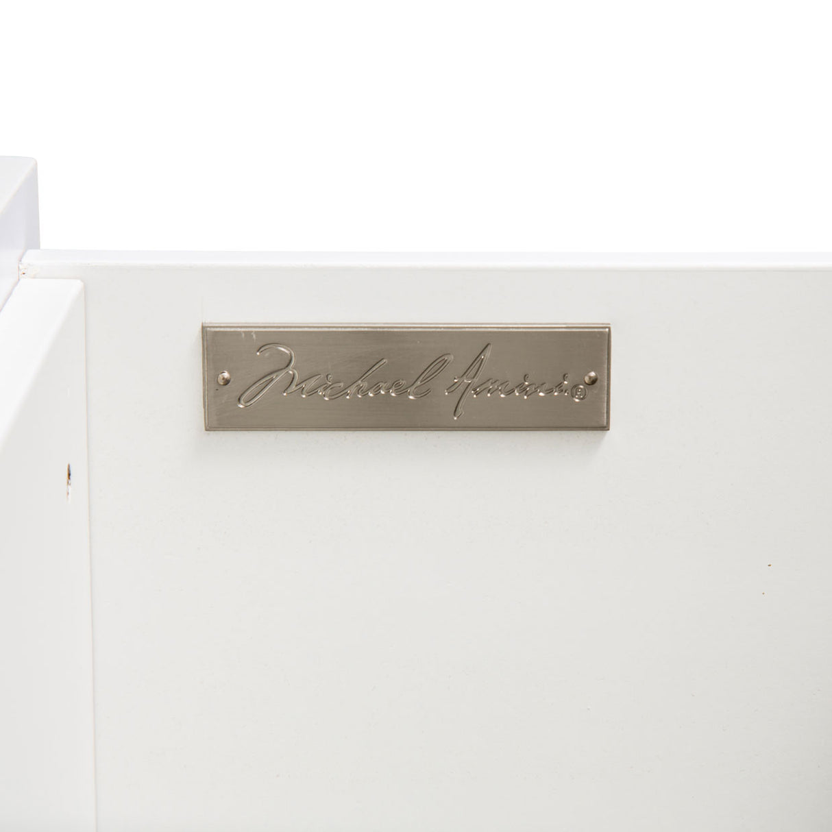 Sky Tower - V85 Cloud White 7-drawer Chest from Michael Amini - Luna Furniture