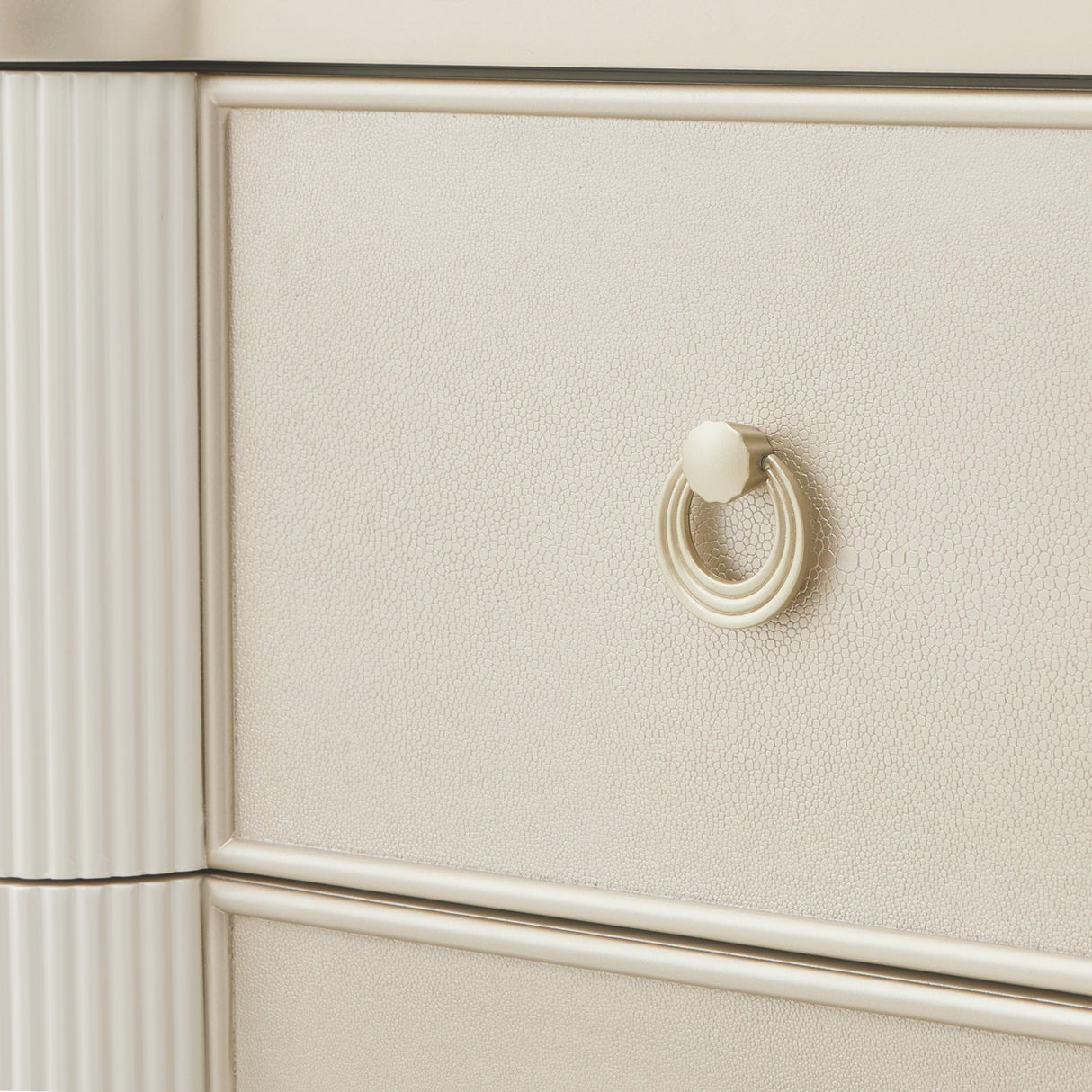 La Marisia Creamy Pearl Chest from Michael Amini - Luna Furniture
