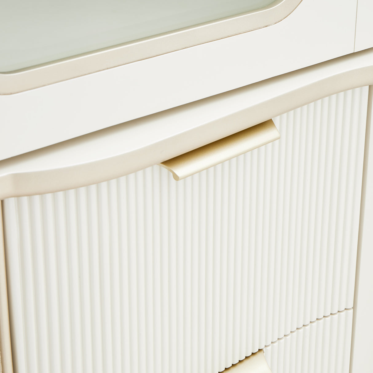 La Marisia Creamy Pearl Display Cabinet from Michael Amini - Luna Furniture