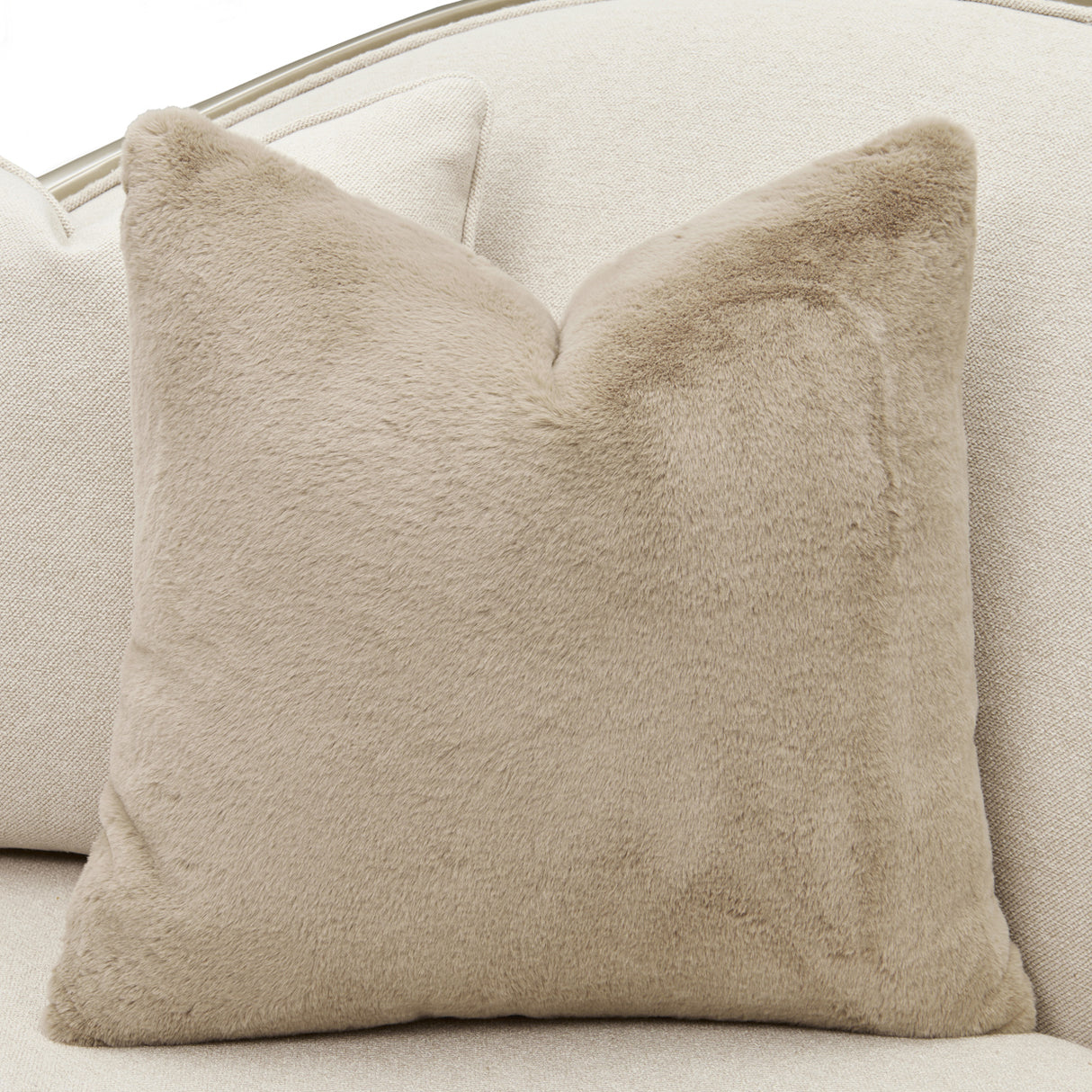 Camellia Field Caramel 3-piece Sofa - Cornsilk/champagne from Michael Amini - Luna Furniture