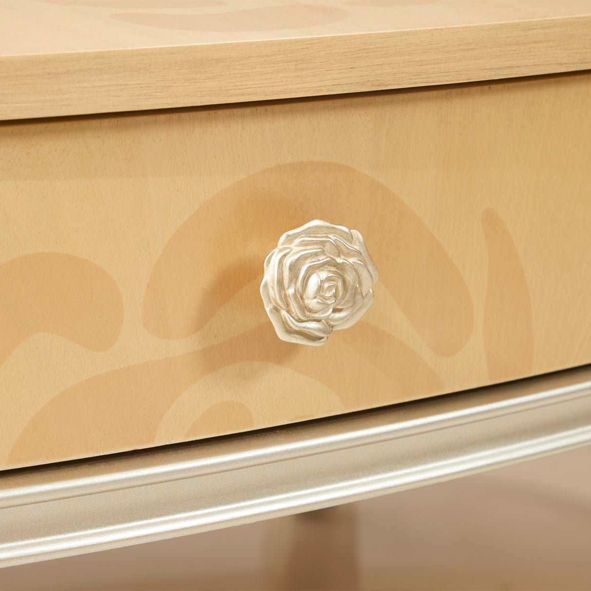 Camellia Field Caramel Camellia Field Oval Cocktail Table Caramel from Michael Amini - Luna Furniture