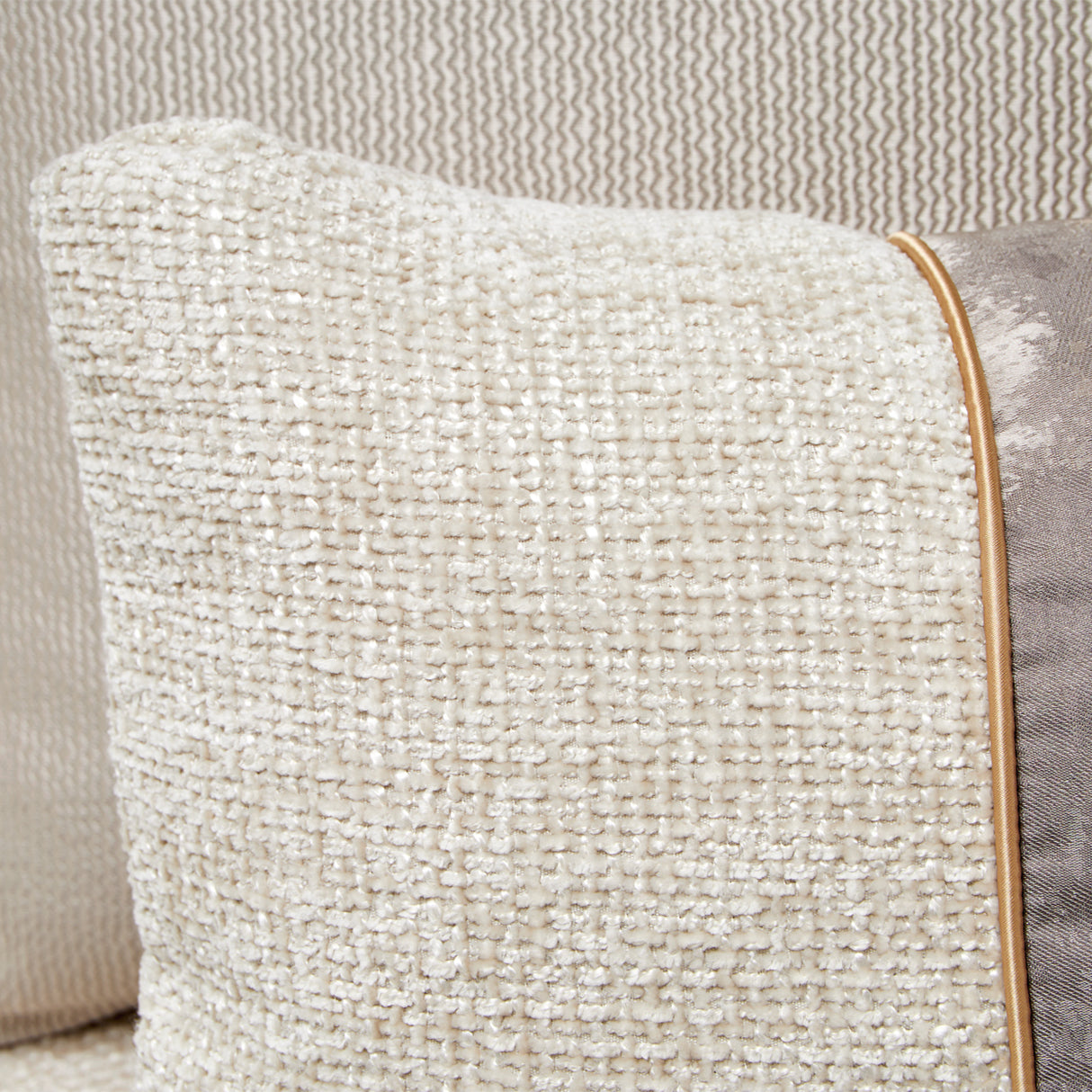 La Terrazza Light Champagne Chaise Cappuccino Light Champagne from Michael Amini - Luna Furniture