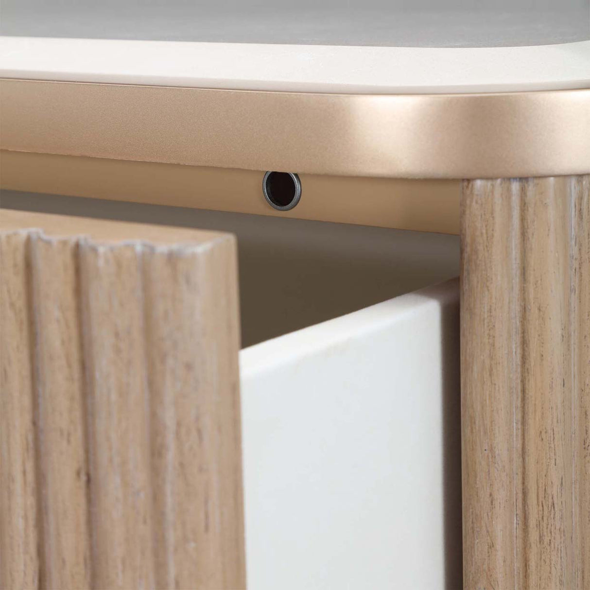 West Kensington - Caramel Sea Salt Caramel 1-drawer Nightstand from Michael Amini - Luna Furniture