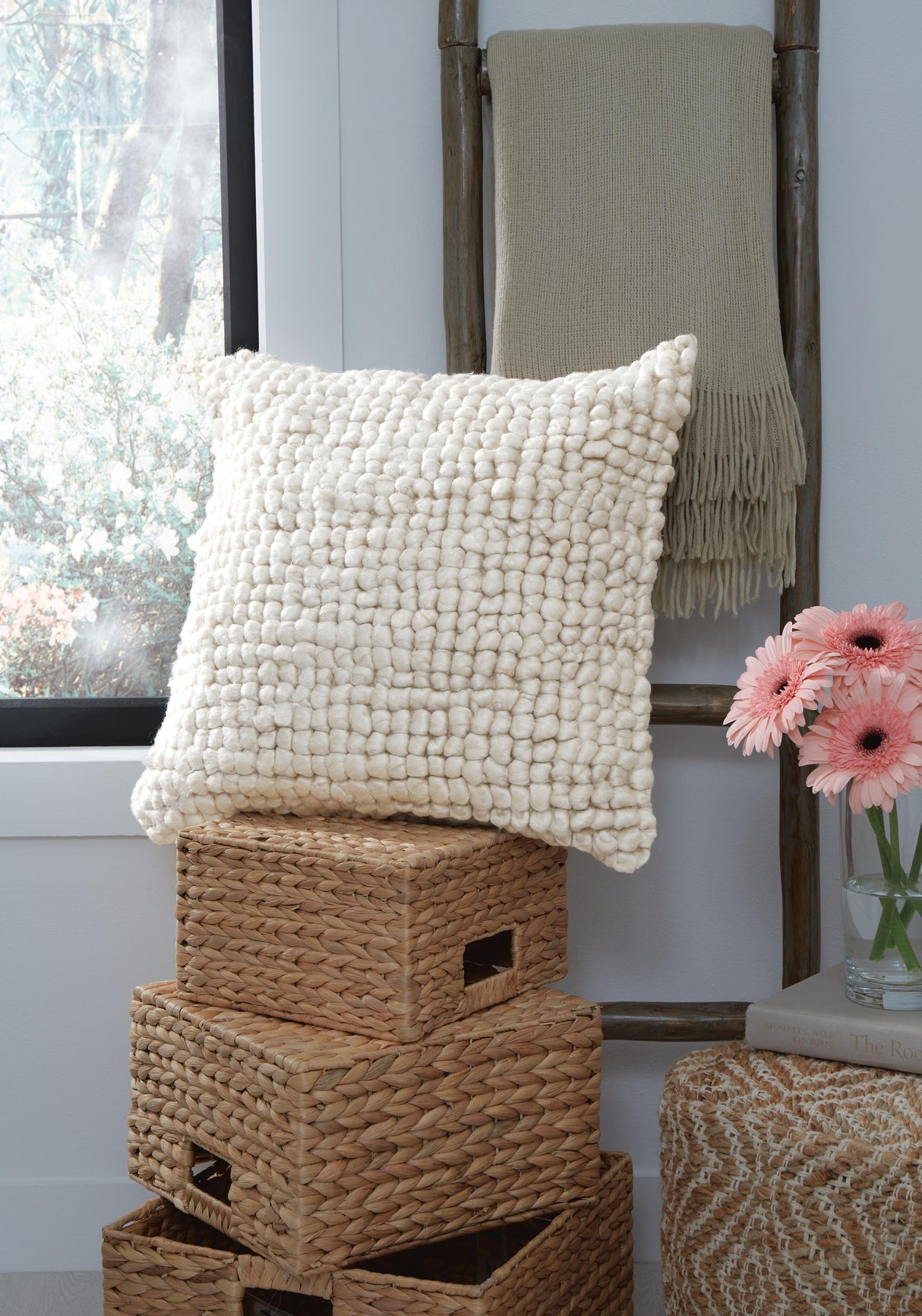 Aavie Ivory Pillow from Ashley - Luna Furniture