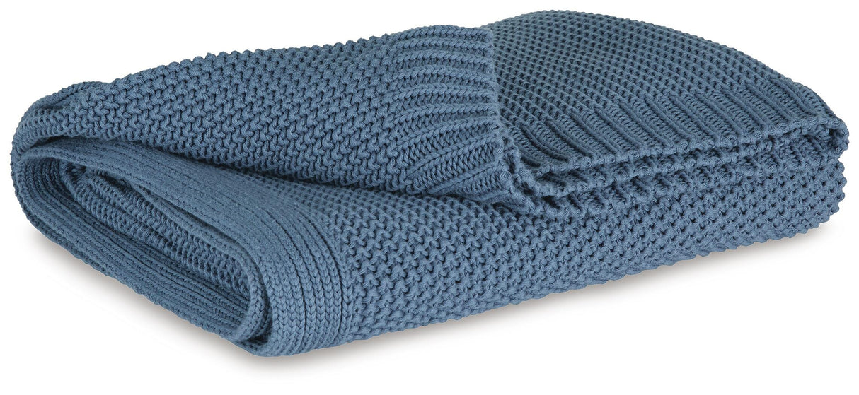 Gayelery Blue Throw from Ashley - Luna Furniture