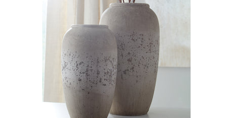 Dimitra Brown/Cream Vase from Ashley - Luna Furniture