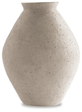 Hannela Antique Tan Vase from Ashley Furniture - Luna Furniture