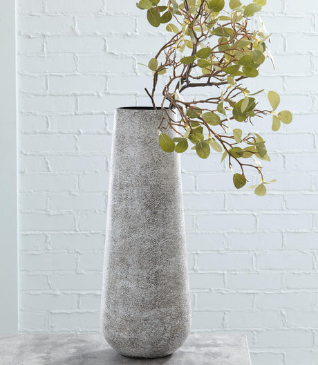 Fynn Antique White Vase from Ashley - Luna Furniture