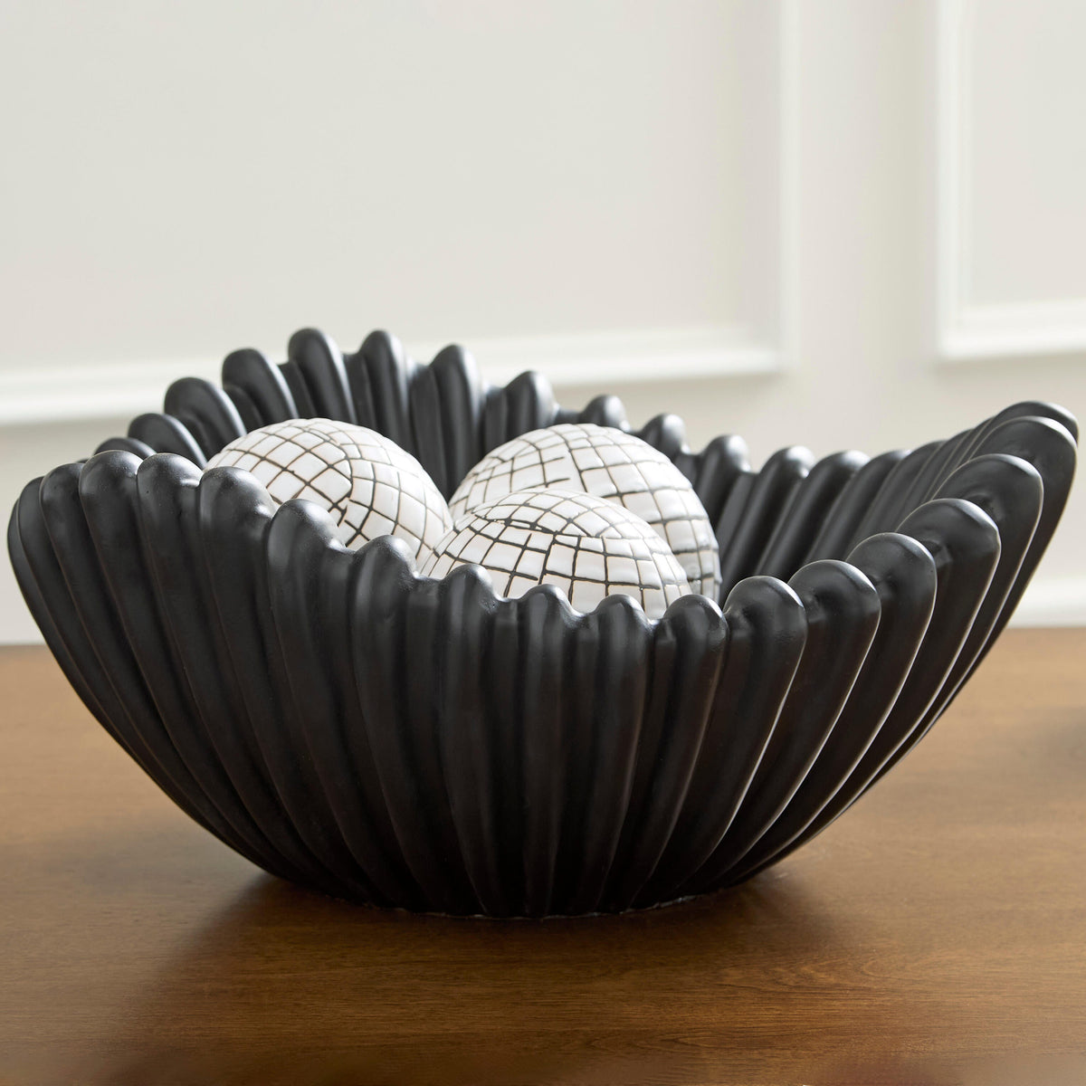 Browman Black Bowl from Ashley - Luna Furniture