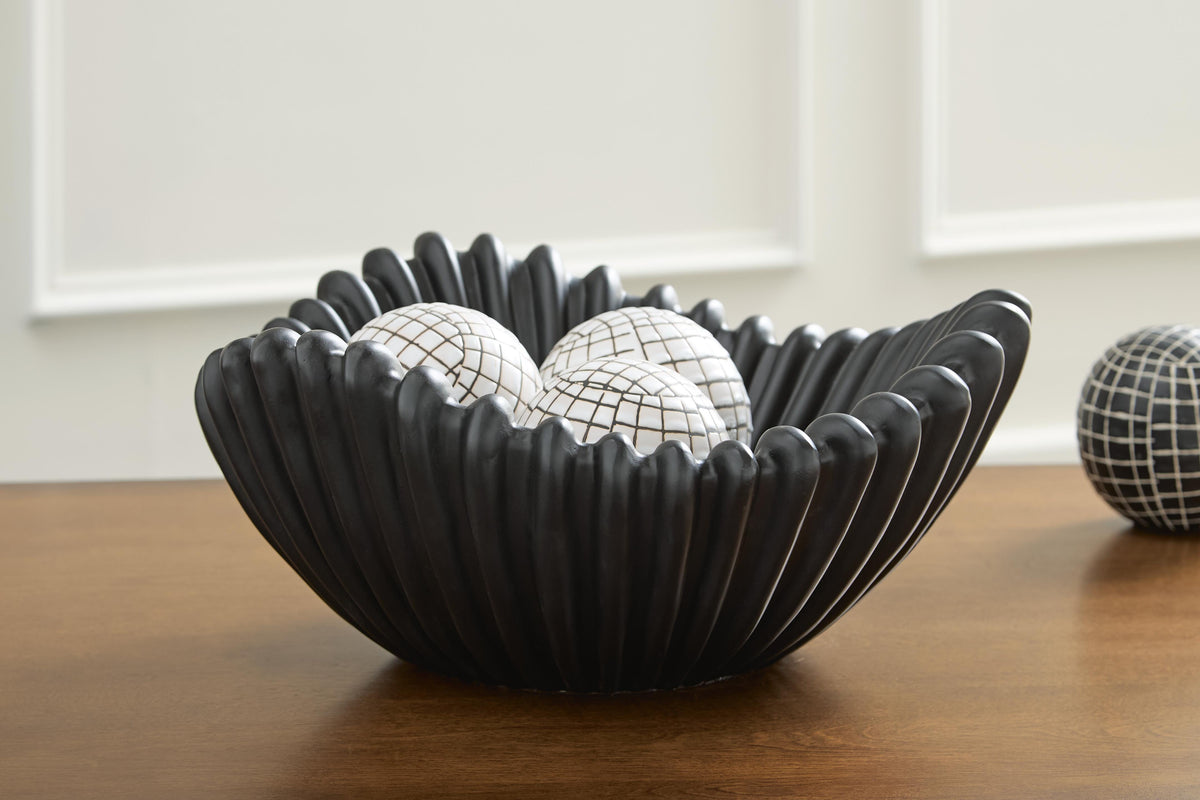 Browman Black Bowl from Ashley - Luna Furniture