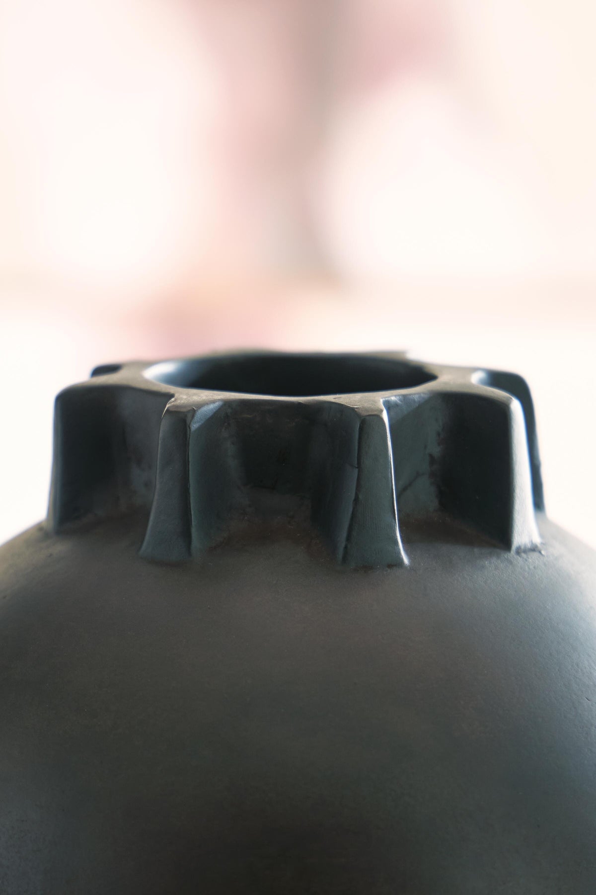 Kaslett Antique Black Vase from Ashley - Luna Furniture