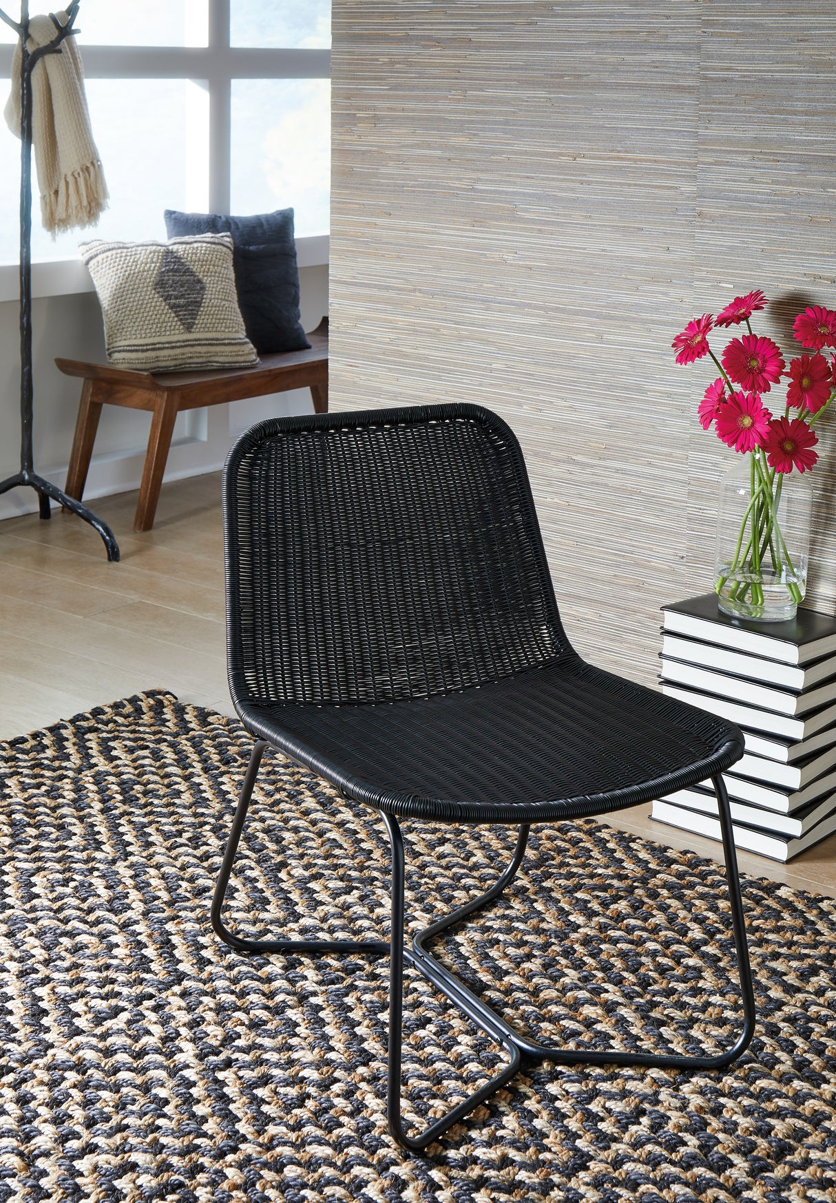 Daviston Black Accent Chair from Ashley - Luna Furniture