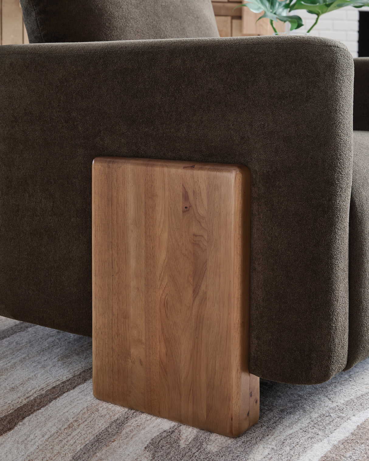 Dairlett Brown Accent Chair from Ashley - Luna Furniture