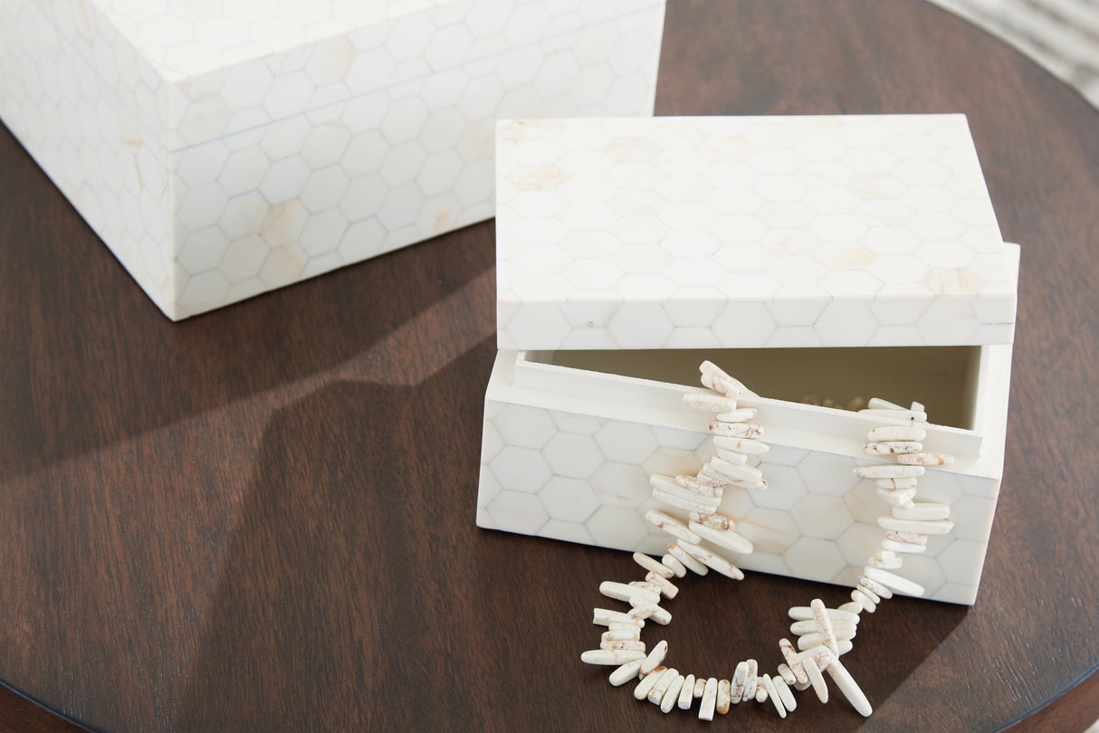 Aldenburg Cream Box from Ashley - Luna Furniture