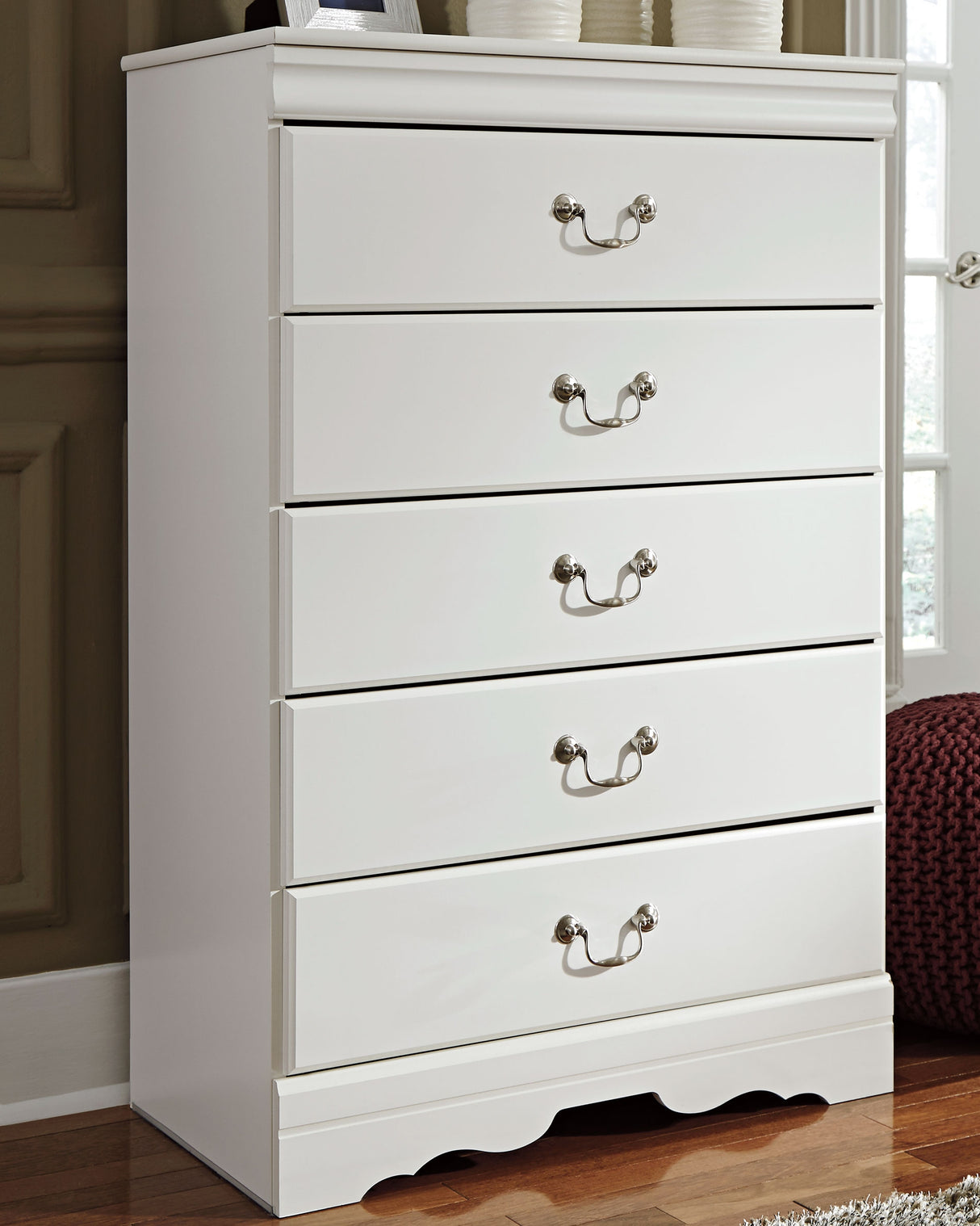 Anarasia White Twin Sleigh Bed and Chest from Ashley - Luna Furniture
