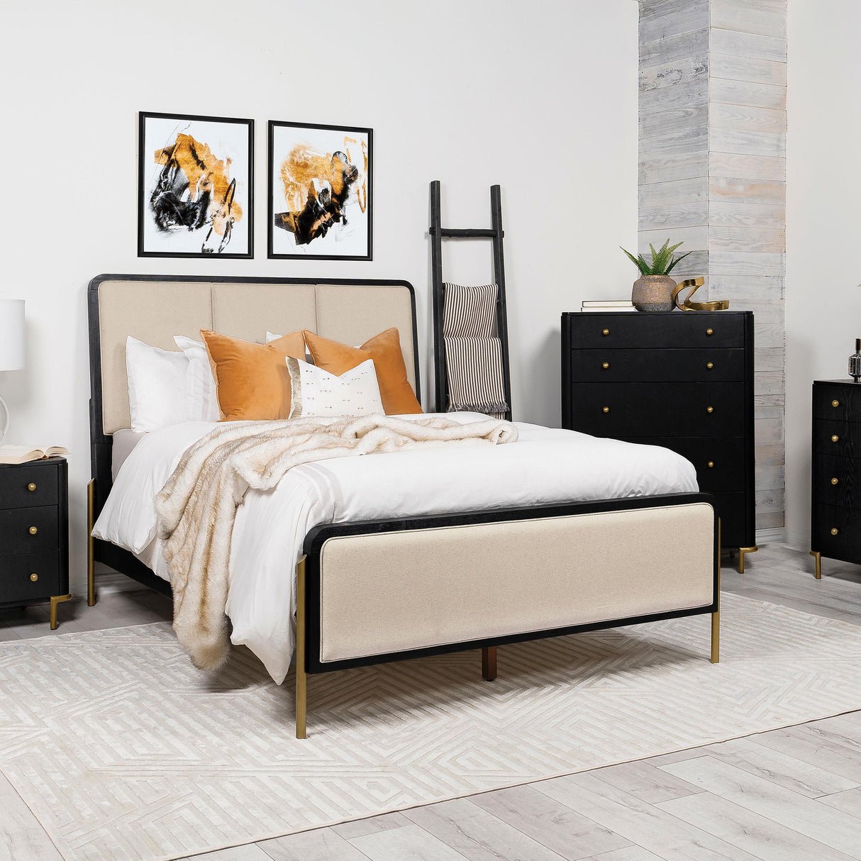 Arini Cream and Black Eastern King Panel Bed from Coaster - Luna Furniture