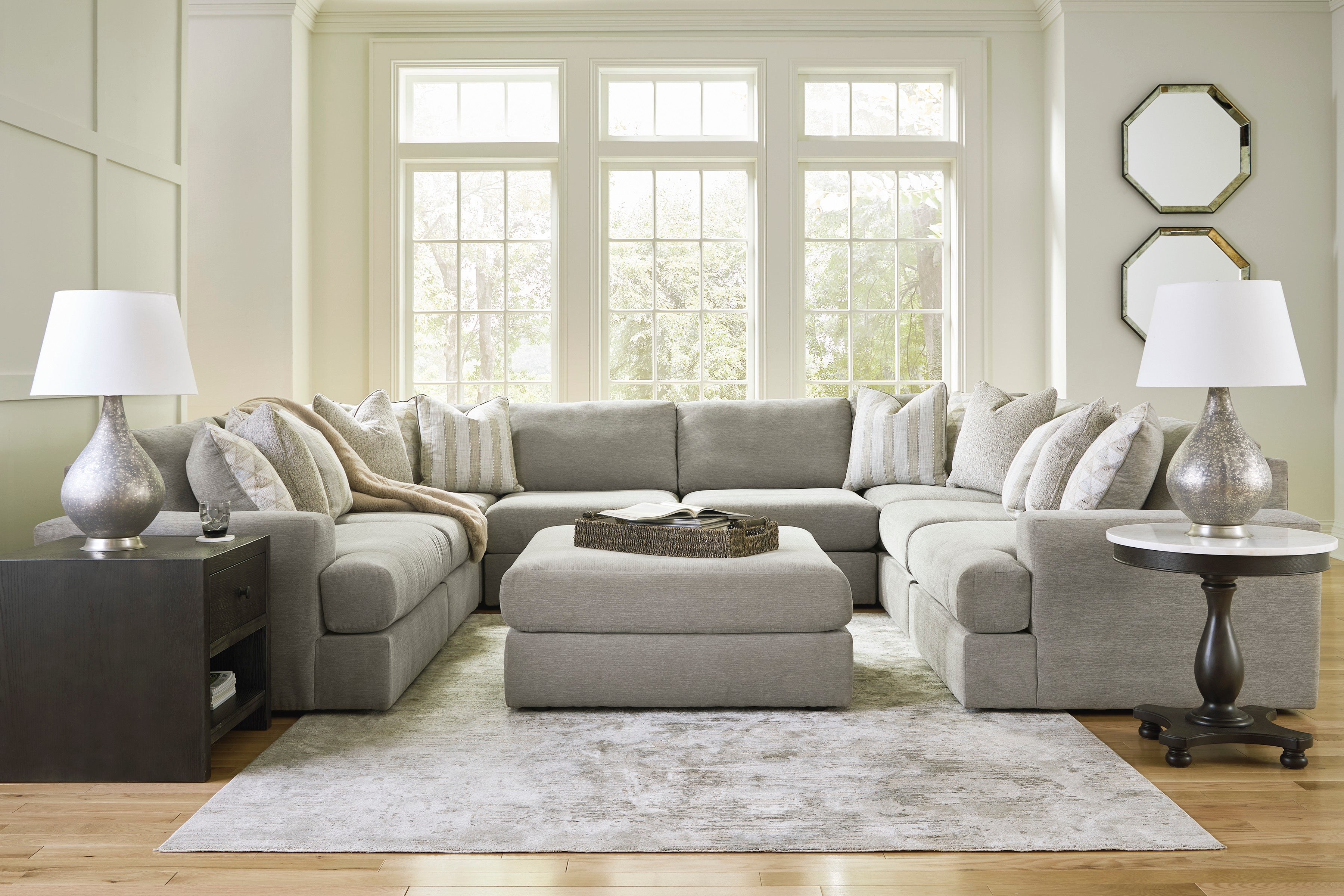 Avaliyah Ash 8-Piece Sectional – Luna Furniture