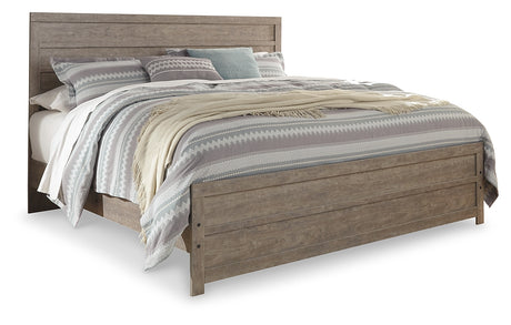 Culverbach King Panel Bed with Mirrored Dresser and Chest in Gray from Ashley - Luna Furniture