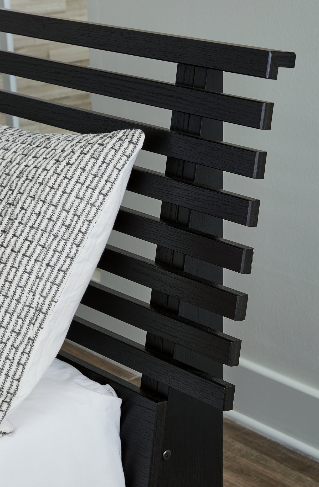 Danziar Black King Slat Framed Platform Bed from Ashley Furniture - Luna Furniture