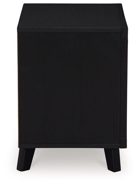 Danziar Black King Panel Bed, Dresser and Nightstand from Ashley - Luna Furniture