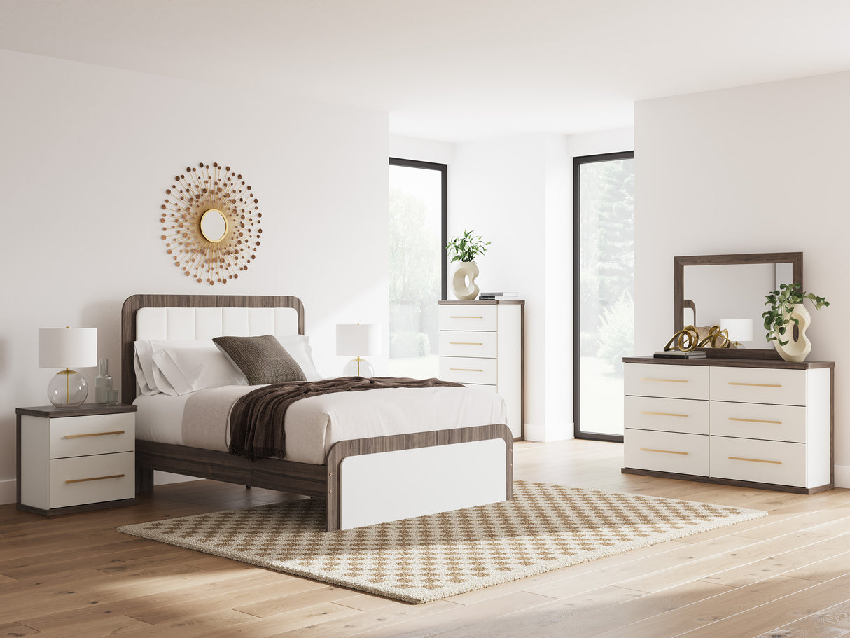 Kendanport Brown/White Upholstered Bedroom Set from Ashley - Luna Furniture