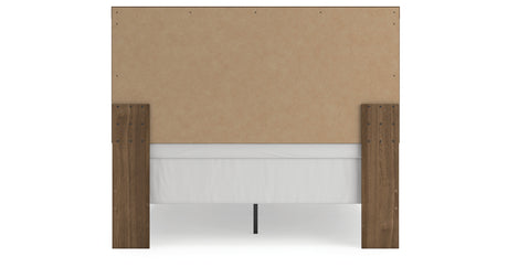 Broachmyn Brown Auburn Queen Panel Bed from Ashley Furniture - Luna Furniture